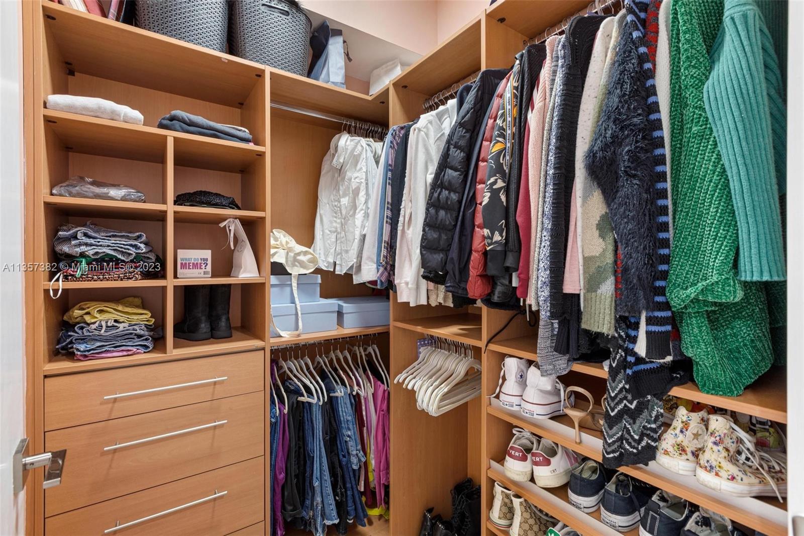 3 Walk in closets