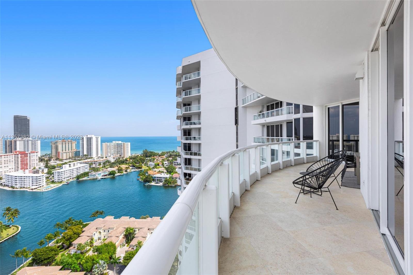 Huge Balconies with spectacular views