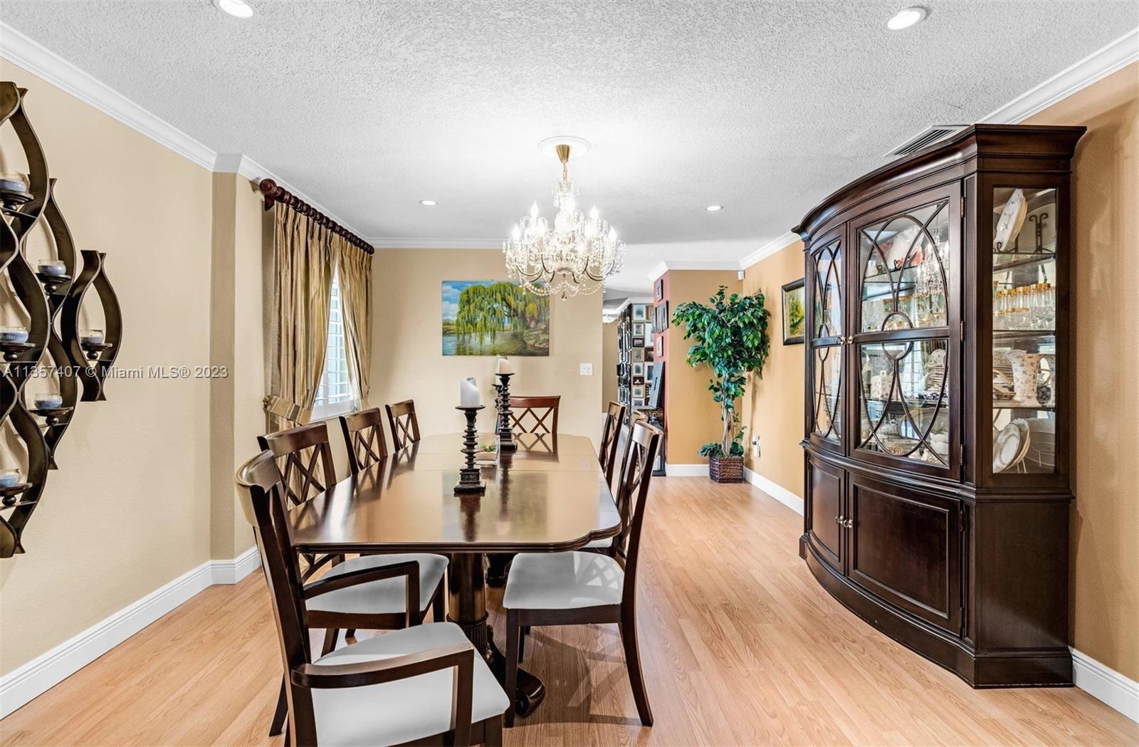 Listing Photo 14