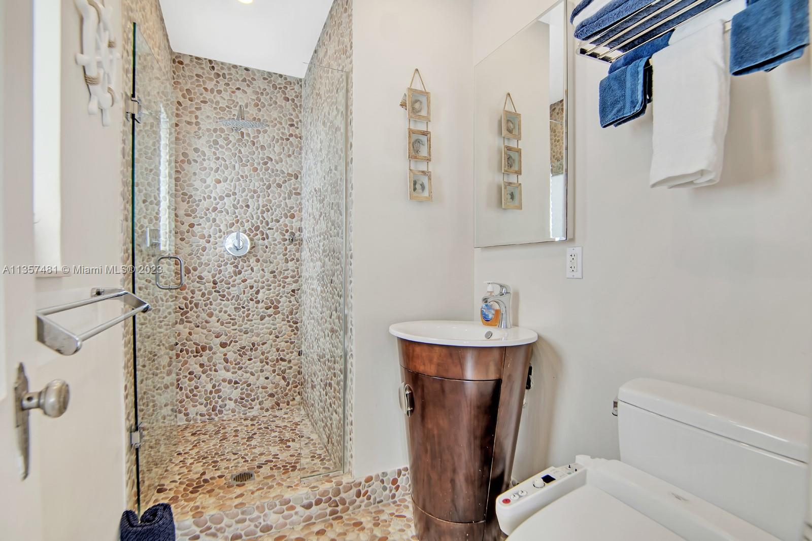 Listing Photo 14