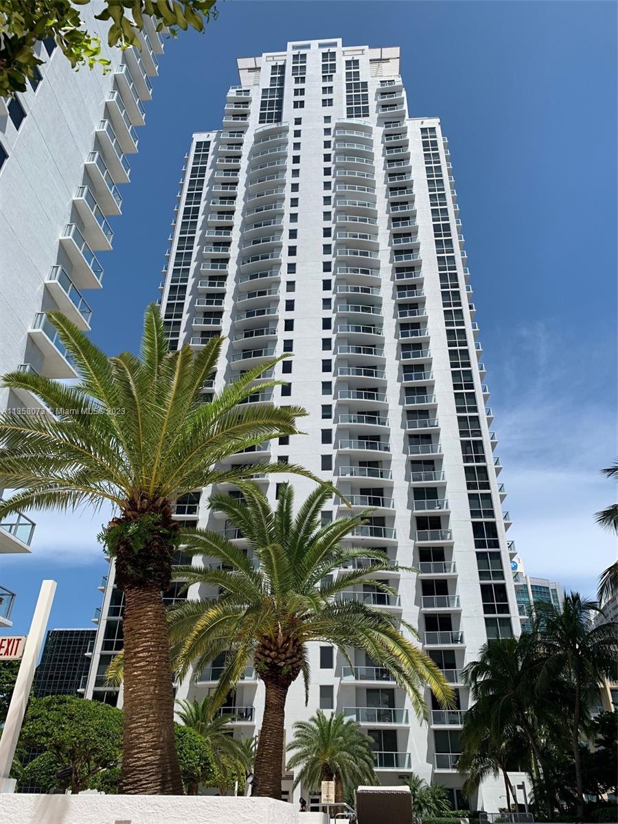 2 bedrooms 2.5 Baths bright and spacious corner unit located in the heart of Brickell. 1,268 sq. ft. with lots of closet space. All tile throughout and stainless steel appliances. Huge balcony with sunset views and Miami skyline.  Steps to Metro Mover and Brickell City Centre. Pets ok. One parking space assigned. Water and basic cable included. Available now.