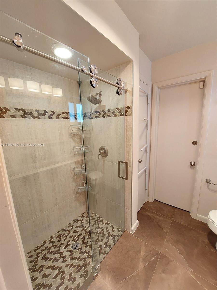 Listing Photo 20