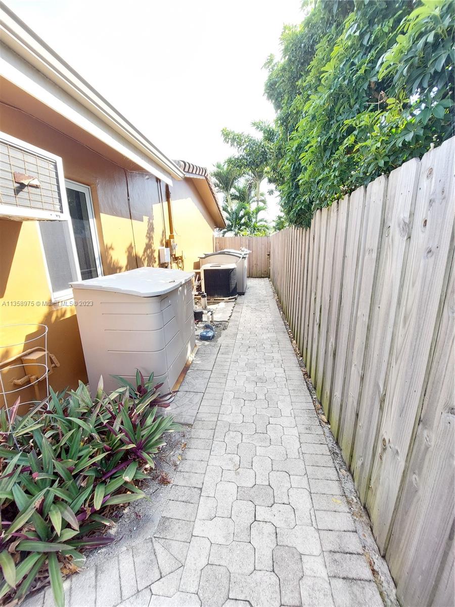 Listing Photo 32