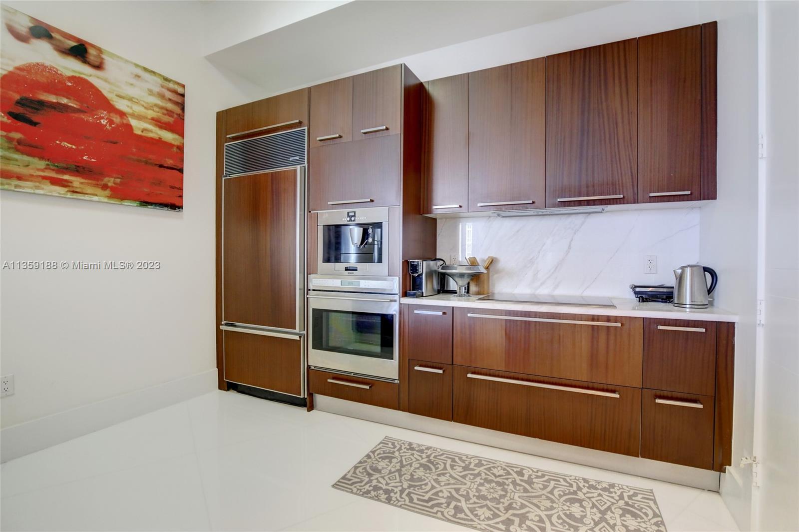 Wall Oven, cappuccino machine with small appliances.