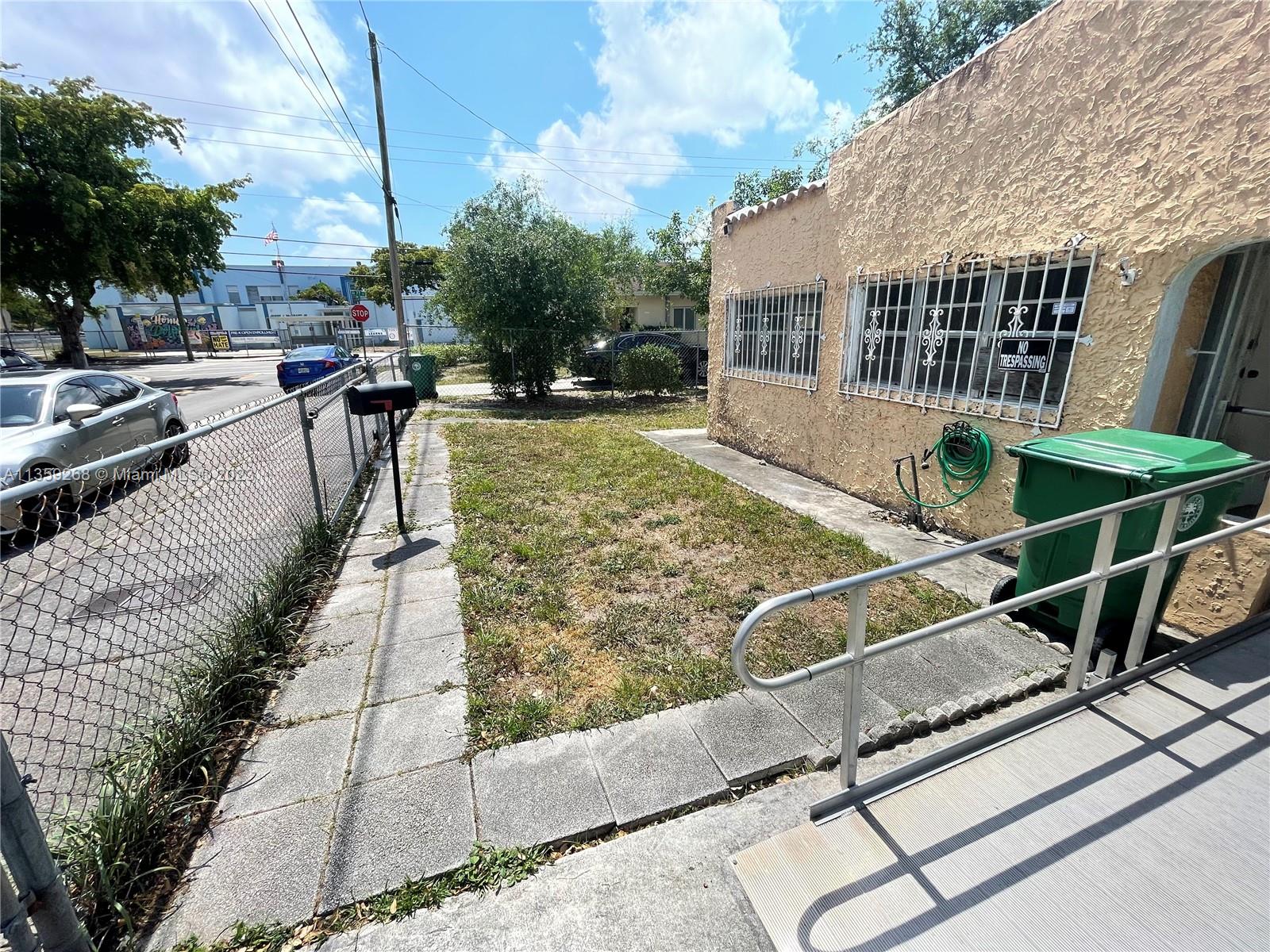 7714 NW 5th Ave