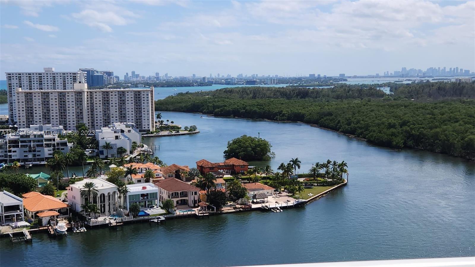 Unobstructed panoramic Intracoastal water views from every room in this two story unit 2 bedrooms den / 3 baths. Walking distance to the beach. Amenities also include fitness center,  Beach Club with restaurant, SPA, tennis court and so much more.