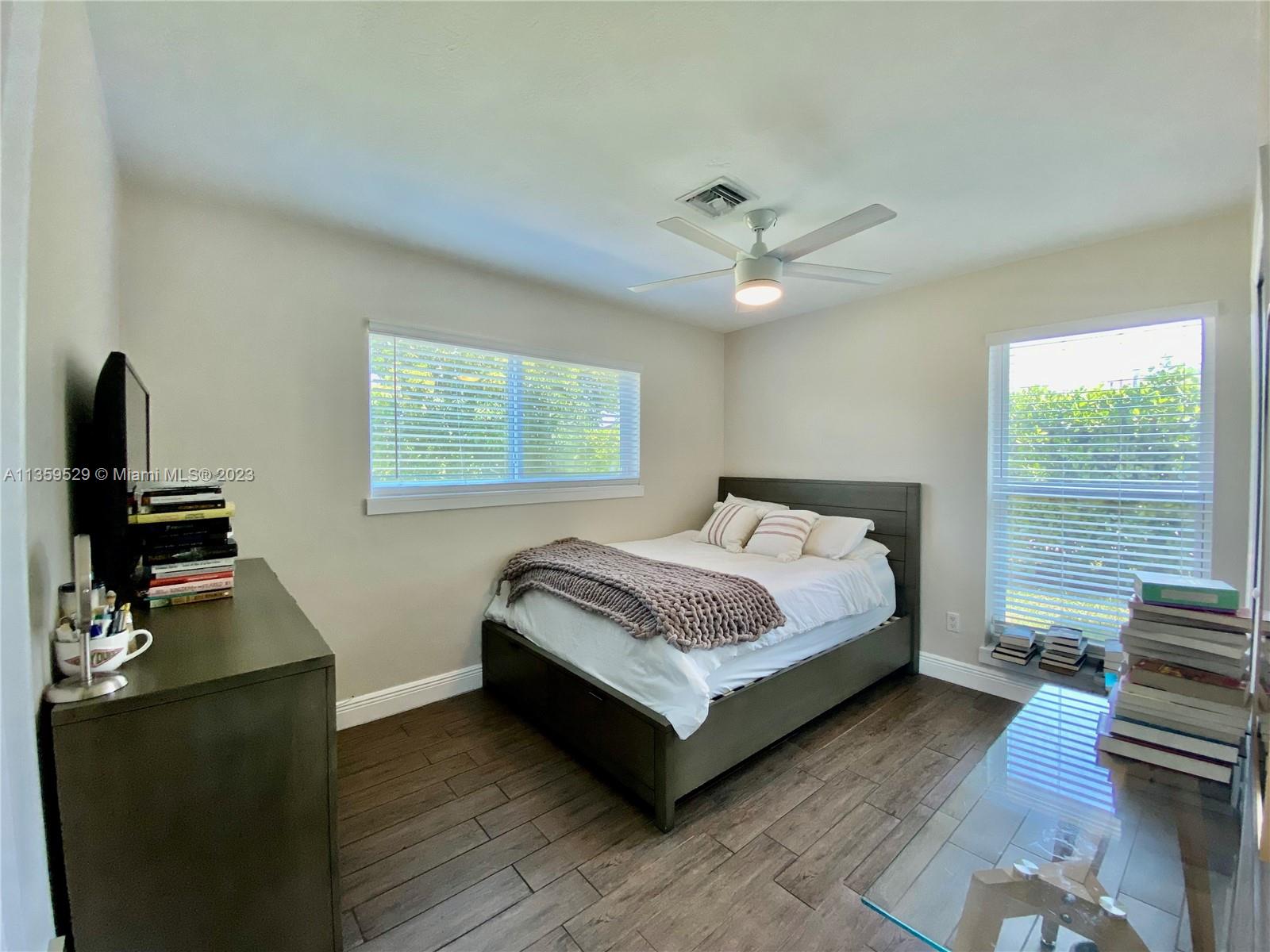 Listing Photo 15