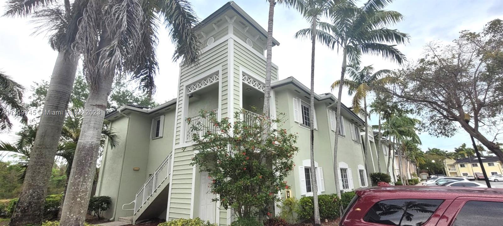 Enjoy your morning coffee in this expanded corner apartment while you take in the sights of the lake.  It has 3 big rooms, 2 bathrooms, plenty of storage space, pantry and closets.  It's located on the first floor, so no need for stairs.  The A/C was installed 2 weeks ago. Enjoy the pool and the close proximity to shopping, dining, and trendy brand stores.  It has easy access to the highway.