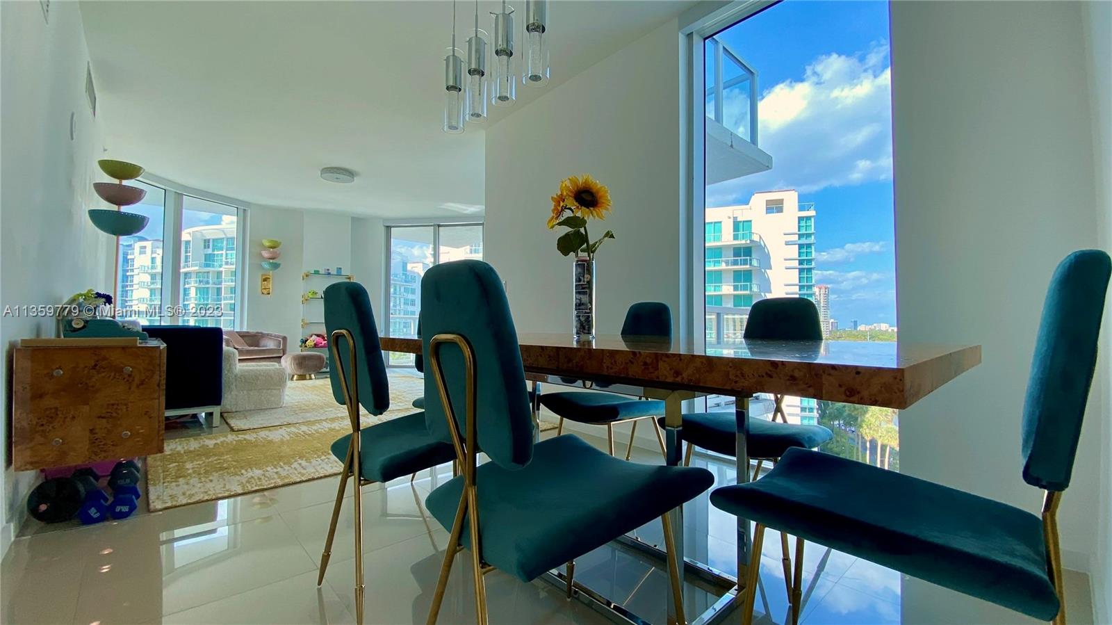 3030 NE 188th St 602, Aventura, FL 33180
