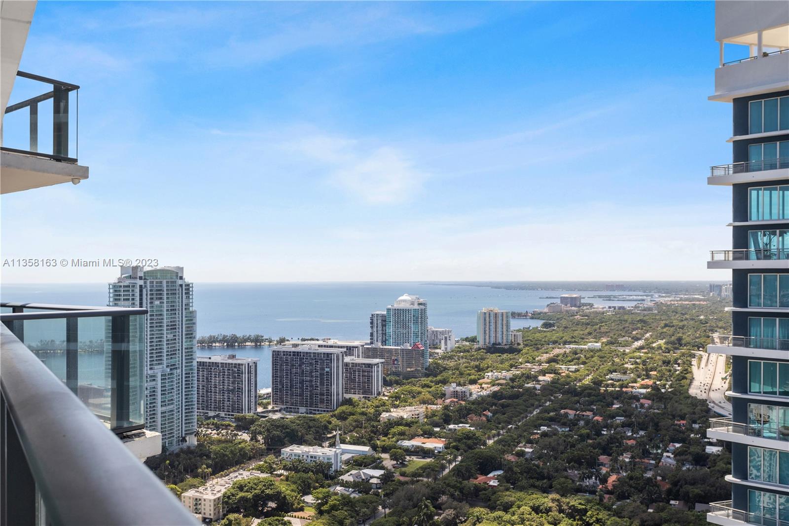 Located in heart of Brickell! 1 Bed 1 bath with pleasing panoramic views of the ocean, Key Biscayne and The Roads. Bosh stainless steel appliances, build up closets and window treatments. Best amenities and hotel services!