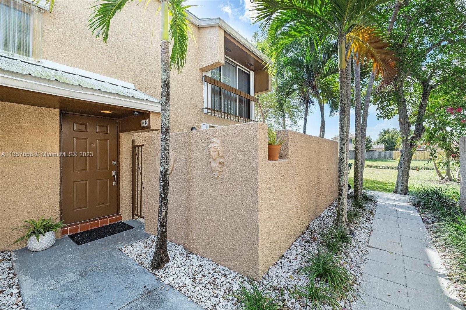 9046 SW 159th Ter  For Sale A11357856, FL