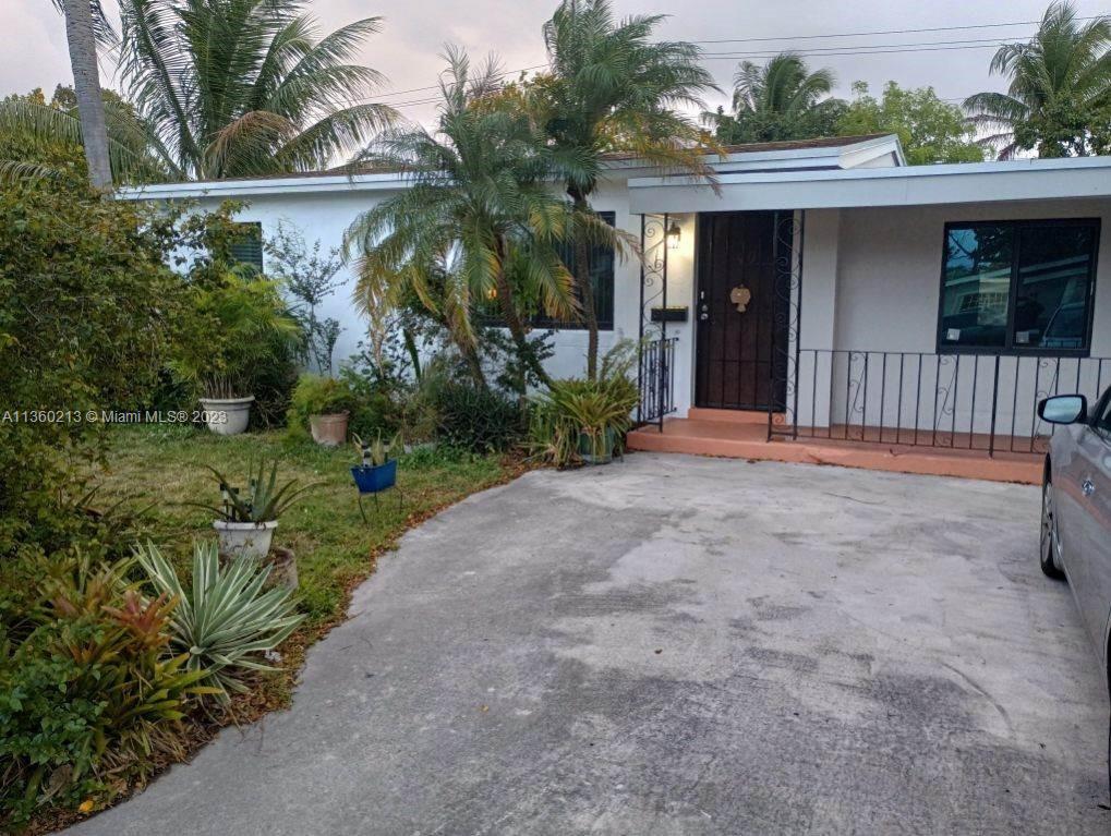 40 NW 125th St  For Sale A11360213, FL