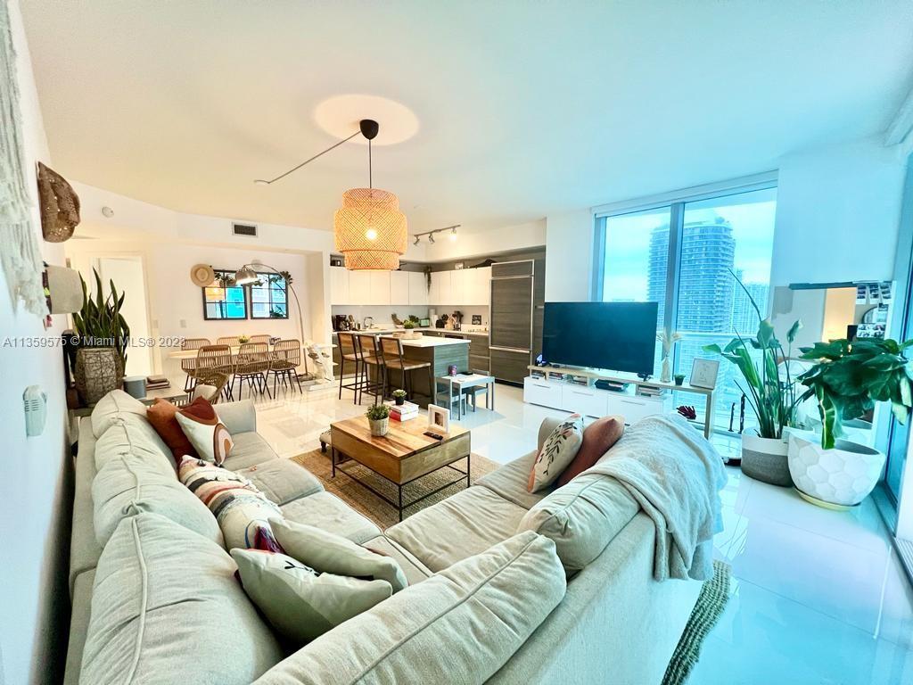 1100 S Miami Ave 3410, Miami, FL 33130