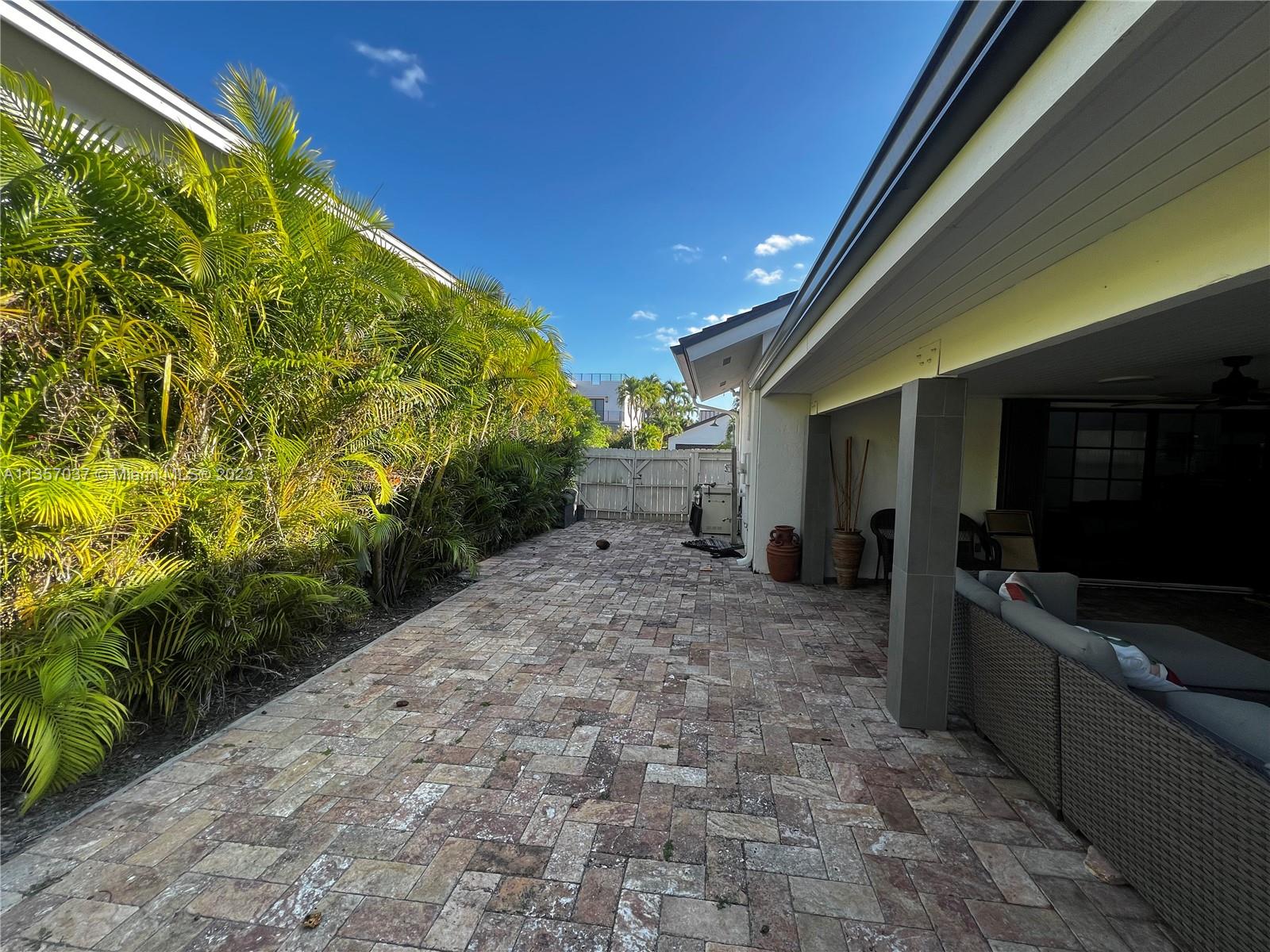 Listing Photo 34