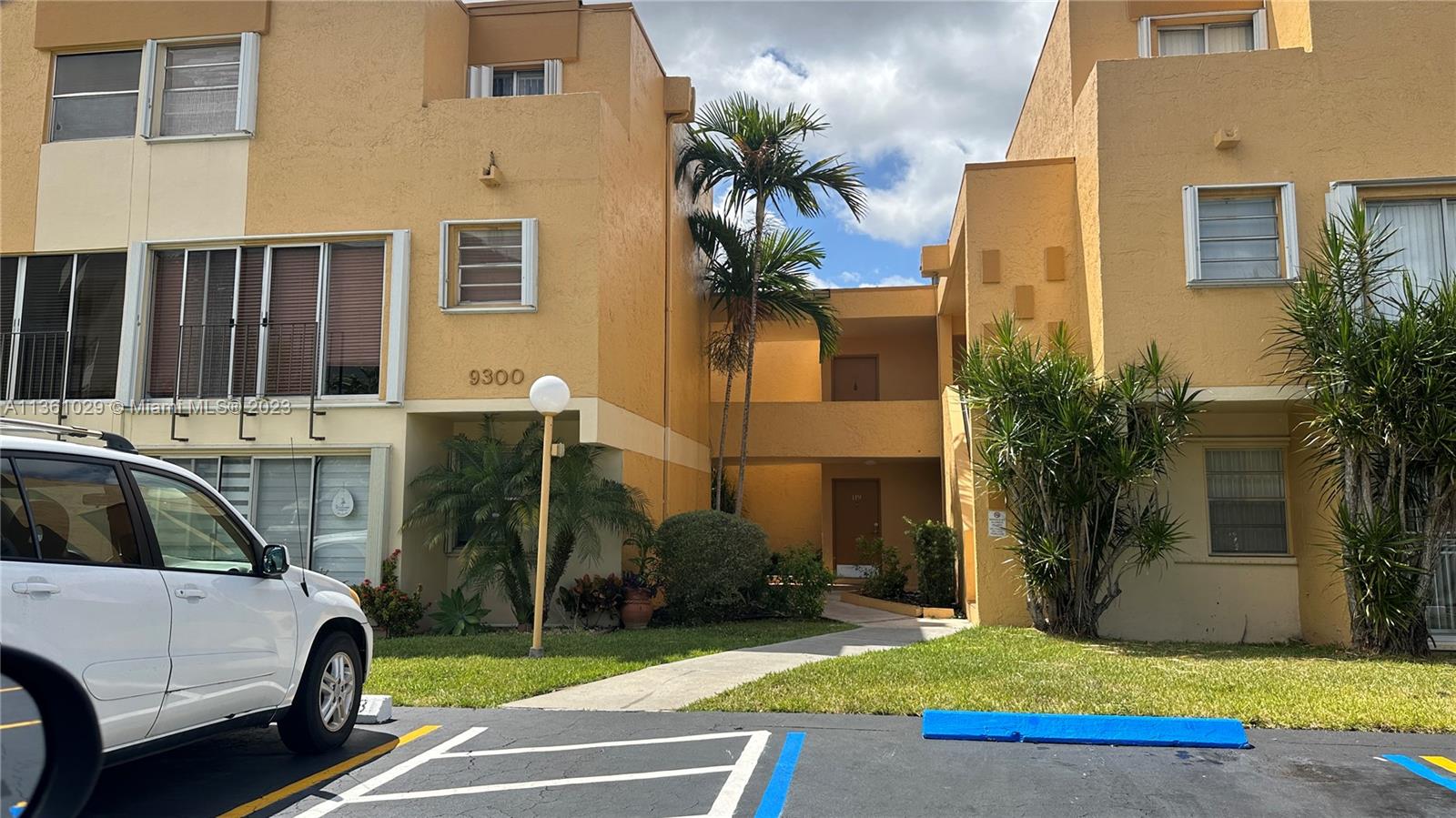 This stunning 2nd-floor unit is the perfect place to call home! Situated in a secure and gated community, you'll enjoy easy access to all the amenities you need, including a sparkling pool and convenient elevator. Plus, with its proximity to FIU and Flagler St. shopping and transportation, you'll be just minutes away from everything you need. Inside the unit, you'll find a spacious living area with beautiful tile flooring and plenty of natural light. The modern and stylish kitchen has gleaming stainless steel appliances and plenty of space to cook up a storm. Additionally, an enclosed balcony offers the perfect spot to relax and unwind. For added convenience, this unit boasts a large main bedroom with ample room for a king-sized bed and all your other furniture.