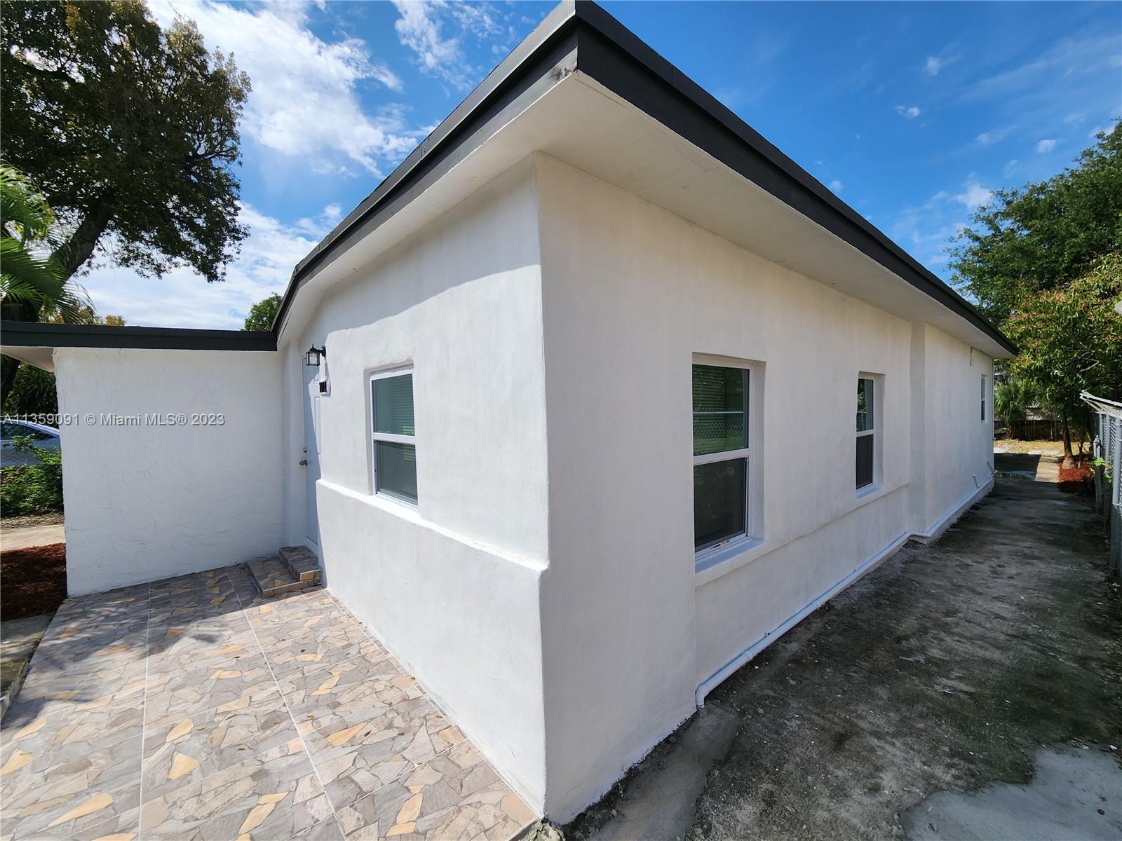 Listing Photo 5