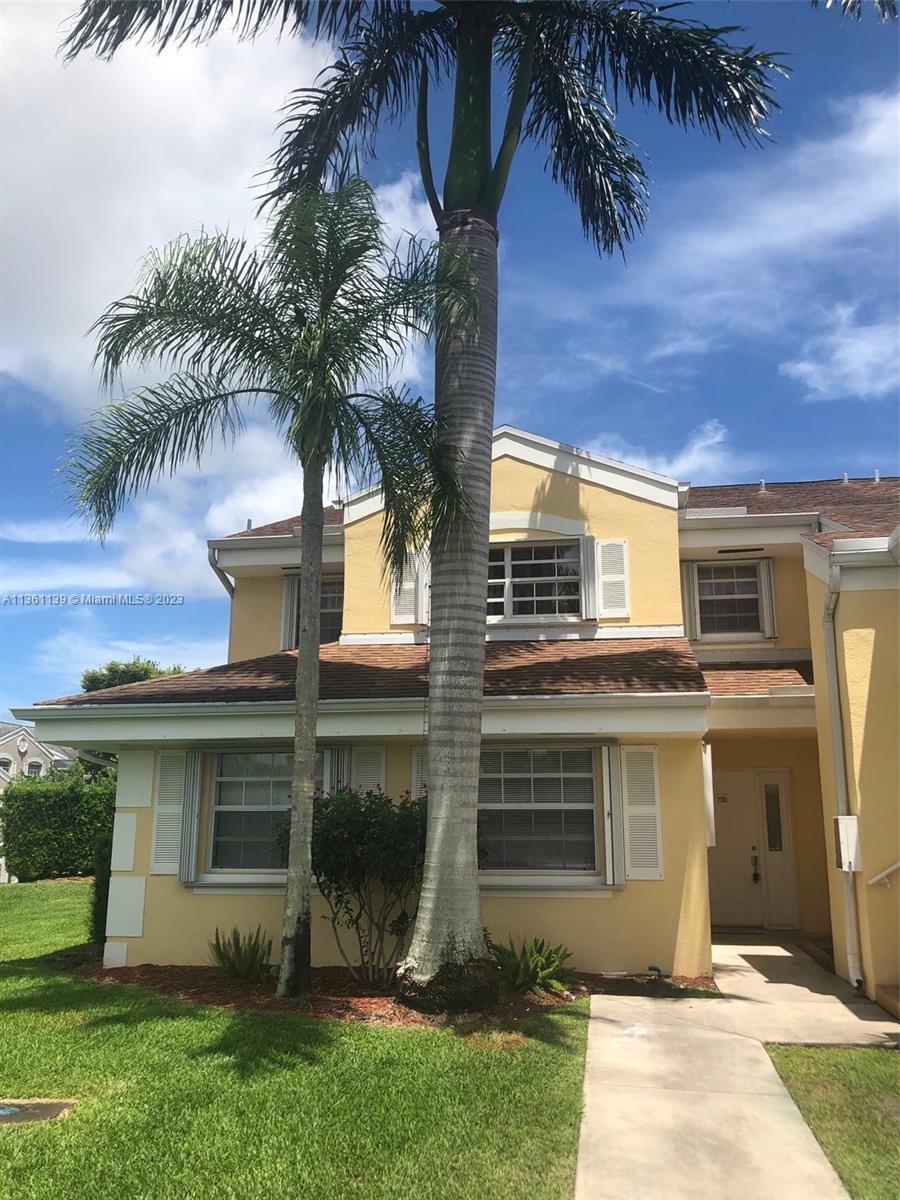 **ATTENTION INVESTOR** For Sale 2 bedroom, 2 bathrooms condo, First floor unit. Located in the gated community at Keys Gate. Currently Rented, Many Amenities clubhouse, gym, pool, sauna, hot tub, tennis & 24hr gated & security patrol. Parking right in front of door. Close to major highways. Turnpike, US1. Easy to get to Florida Keys. Outlets and big stores near by.
The association fees cover, Roof, Water, security, structural insurance, maintenance of common areas, Exterminator, gym, pool, clubhouse, cable and internet.  FOR PROPERTY SHOWINGS, A SIGNED CONTRACT OFFER MUST BE SUBMITTED FIRST.
