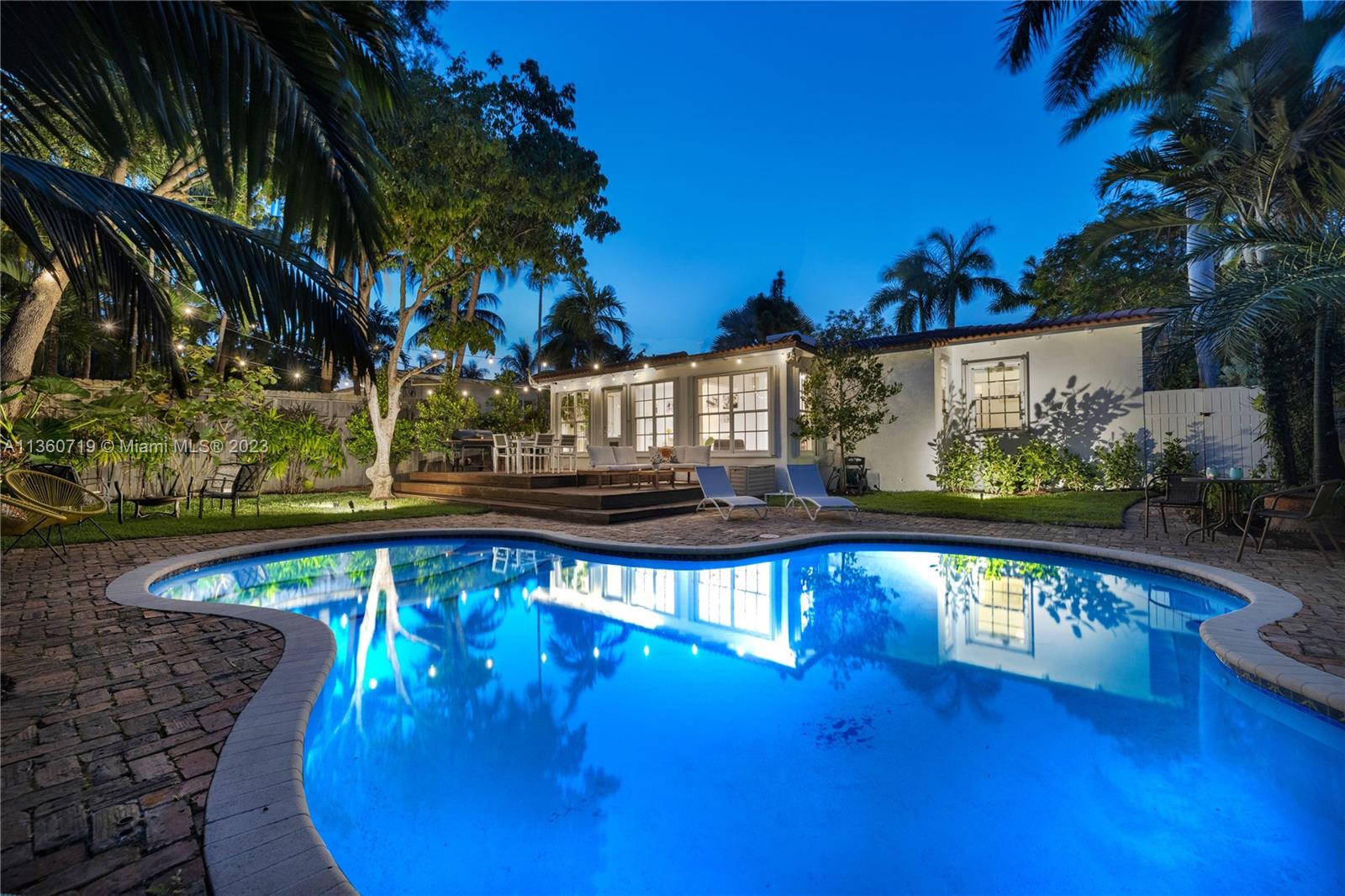 820 NE 73rd St  For Sale A11360719, FL