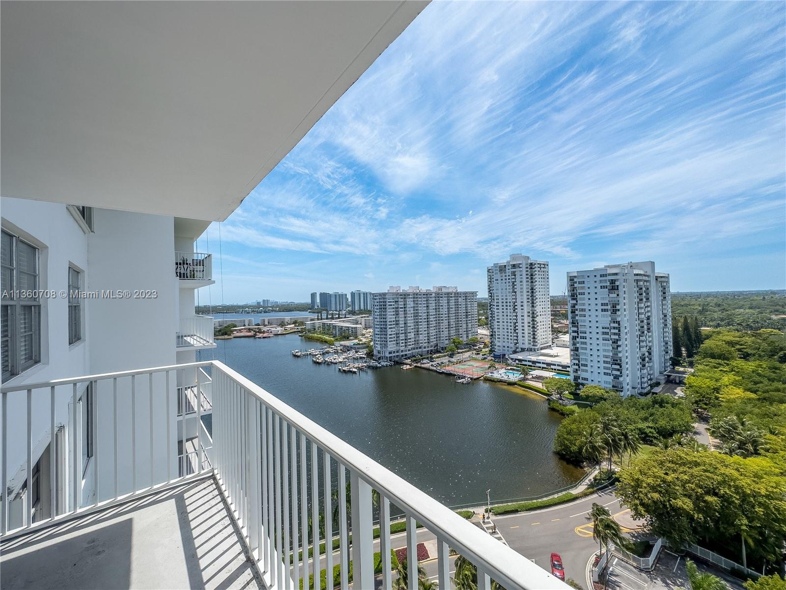 2801 NE 183rd St 1909W, Aventura, FL 33160