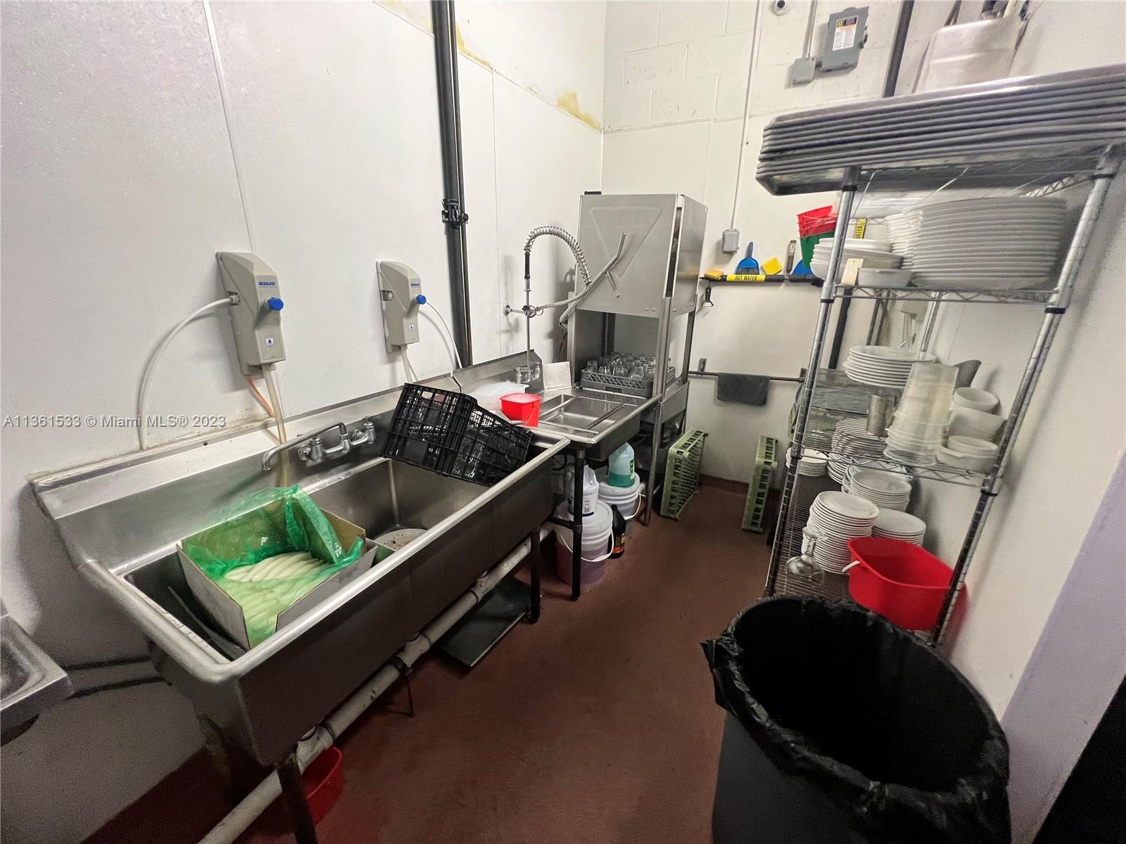 Confidential Lincoln Road