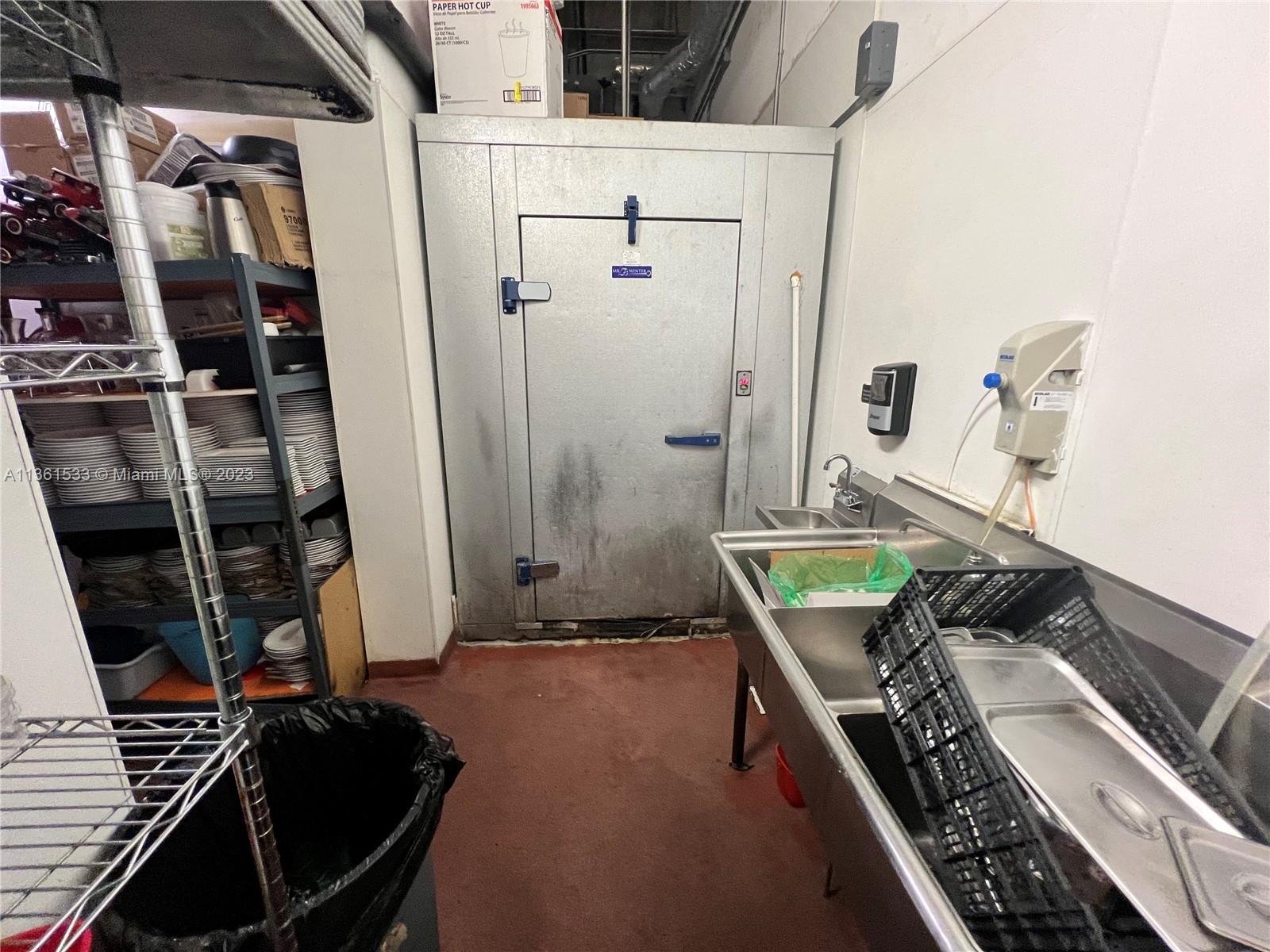 Confidential Lincoln Road