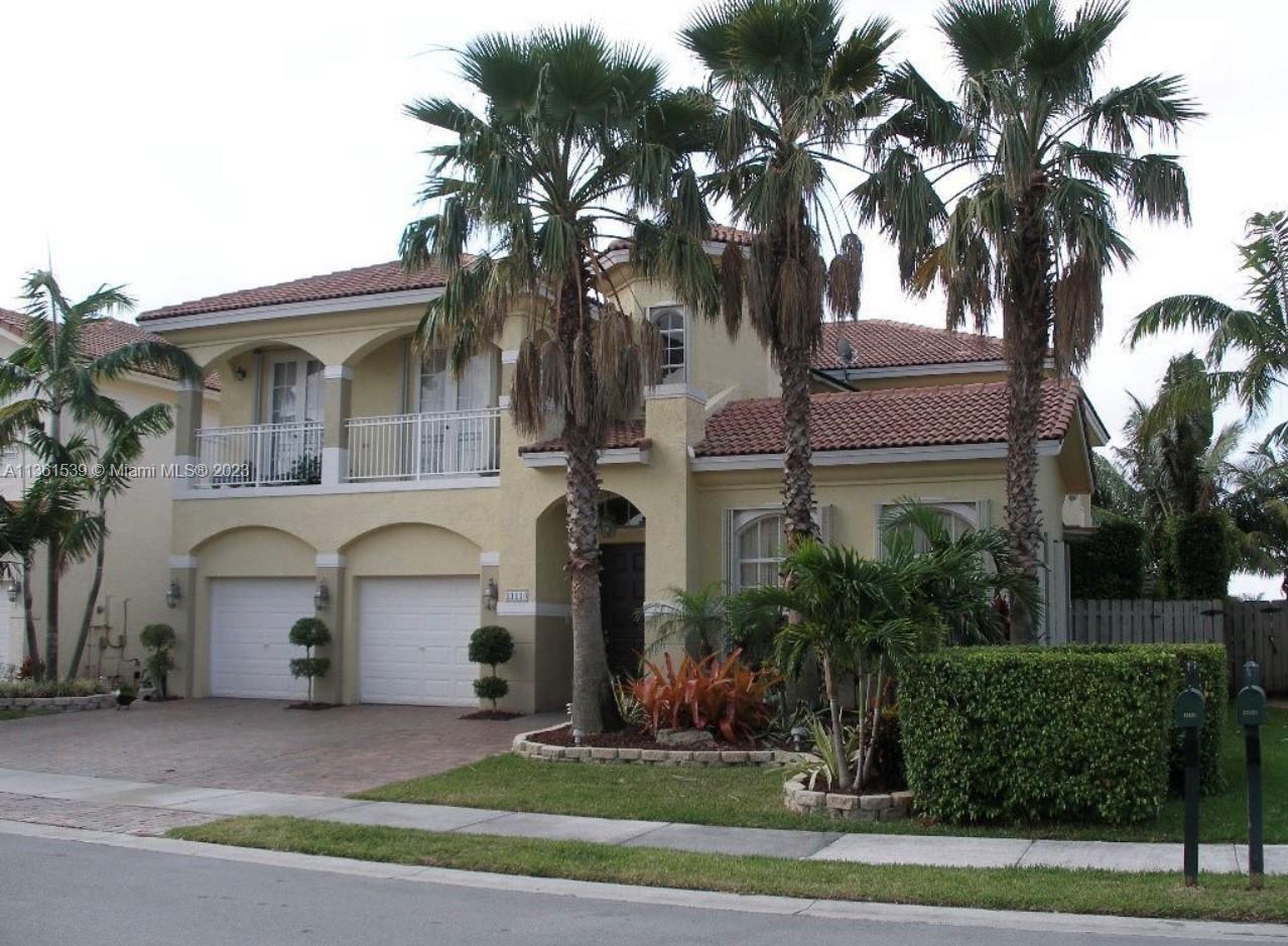 11110 NW 71st St, Doral, FL 33178