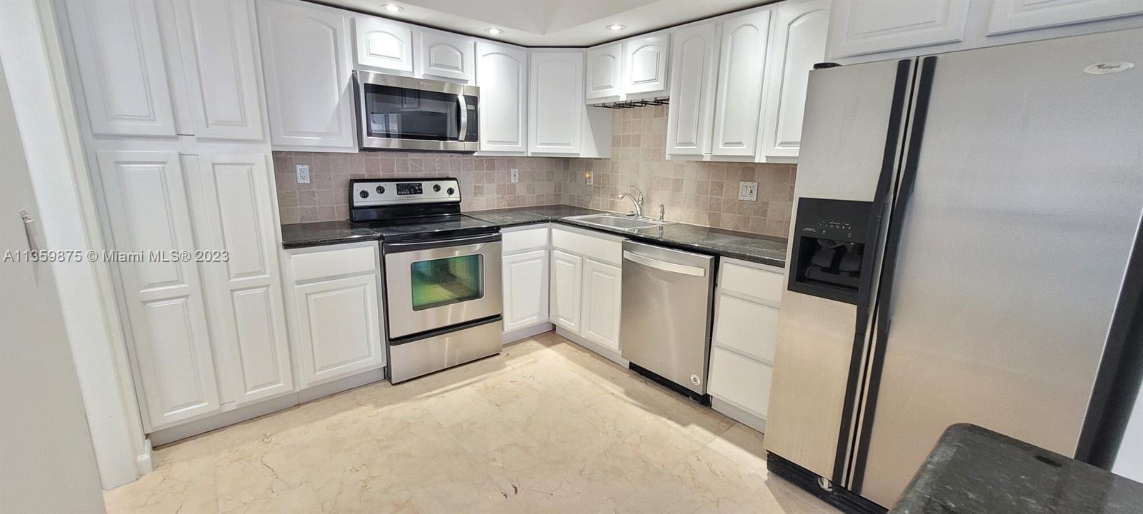 18061  Biscayne Blvd #1003 For Sale A11359875, FL