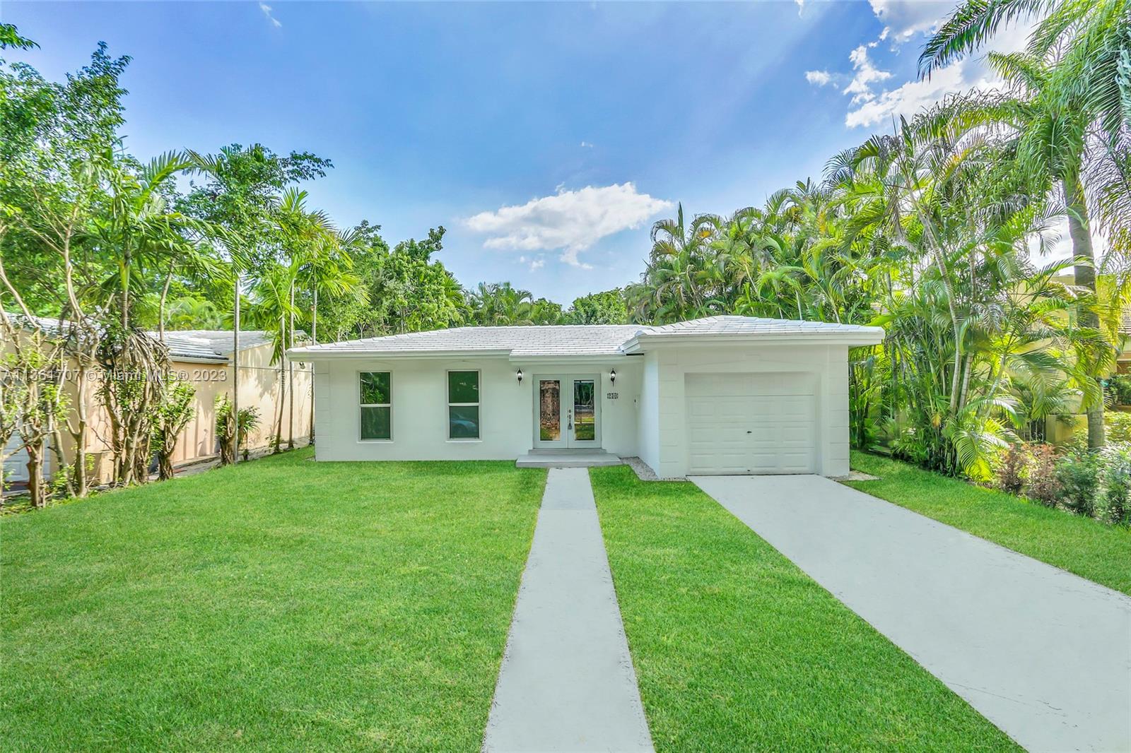 230  Fluvia Ave.  For Sale A11361707, FL