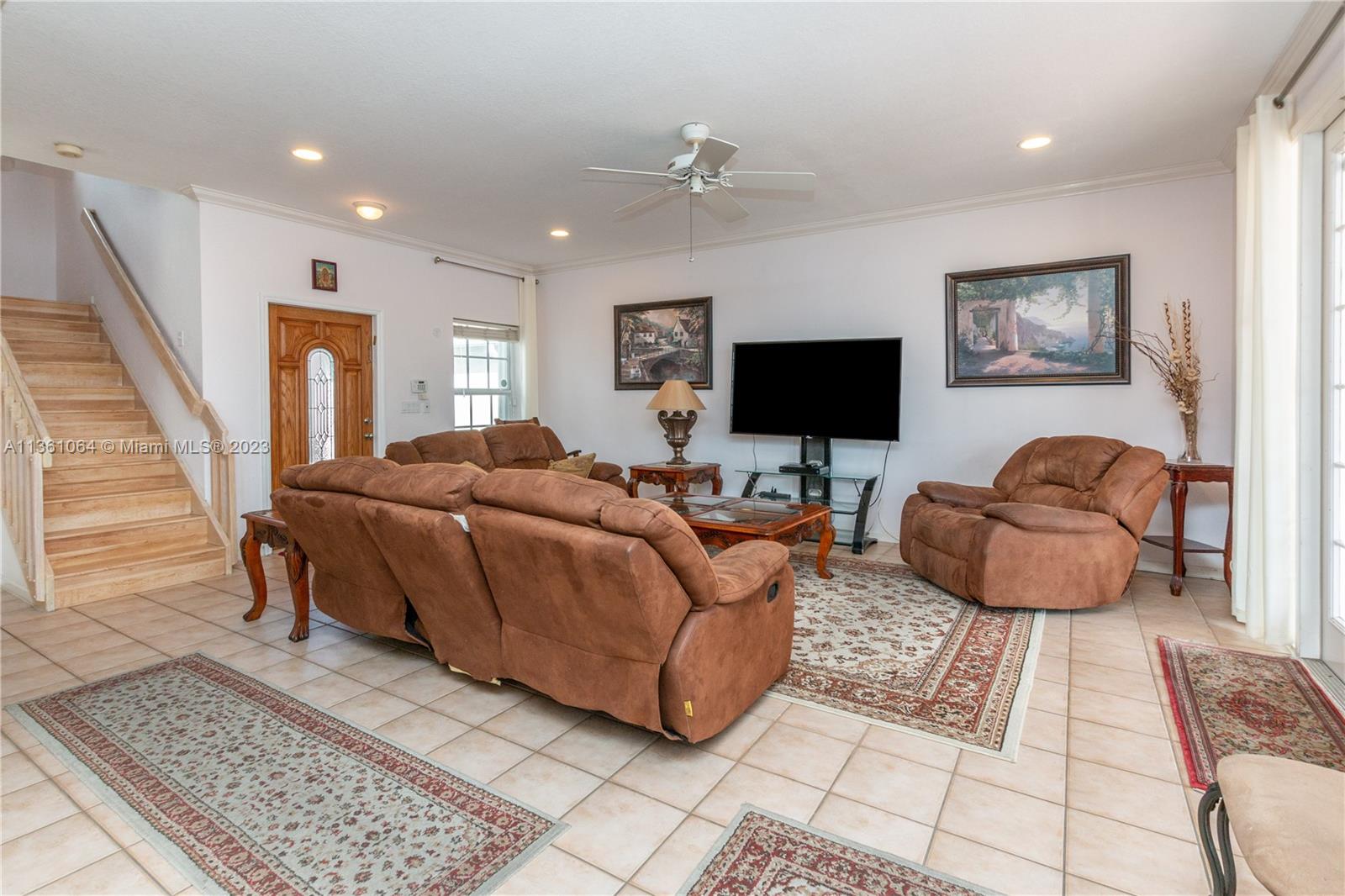 Listing Photo 6