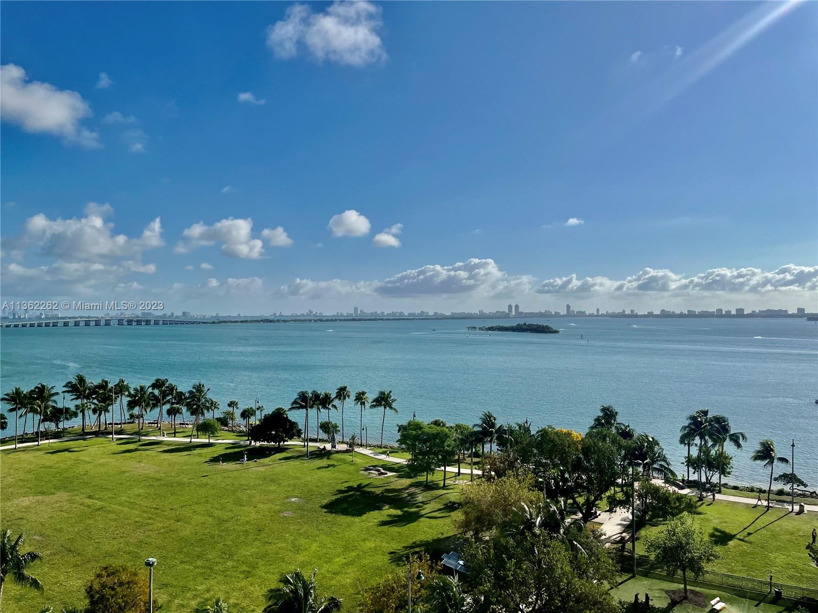 , Miami, FL 33132