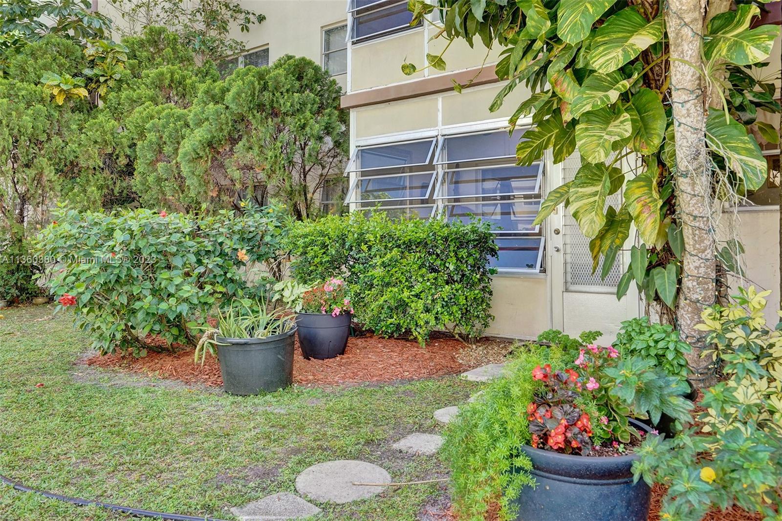 4047 NW 16th St 110, Lauderhill, FL 33313