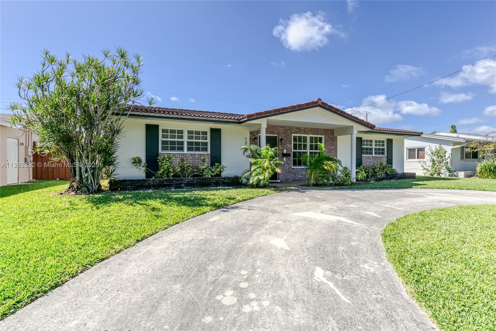 1320 Arthur St, Hollywood, FL 33019
