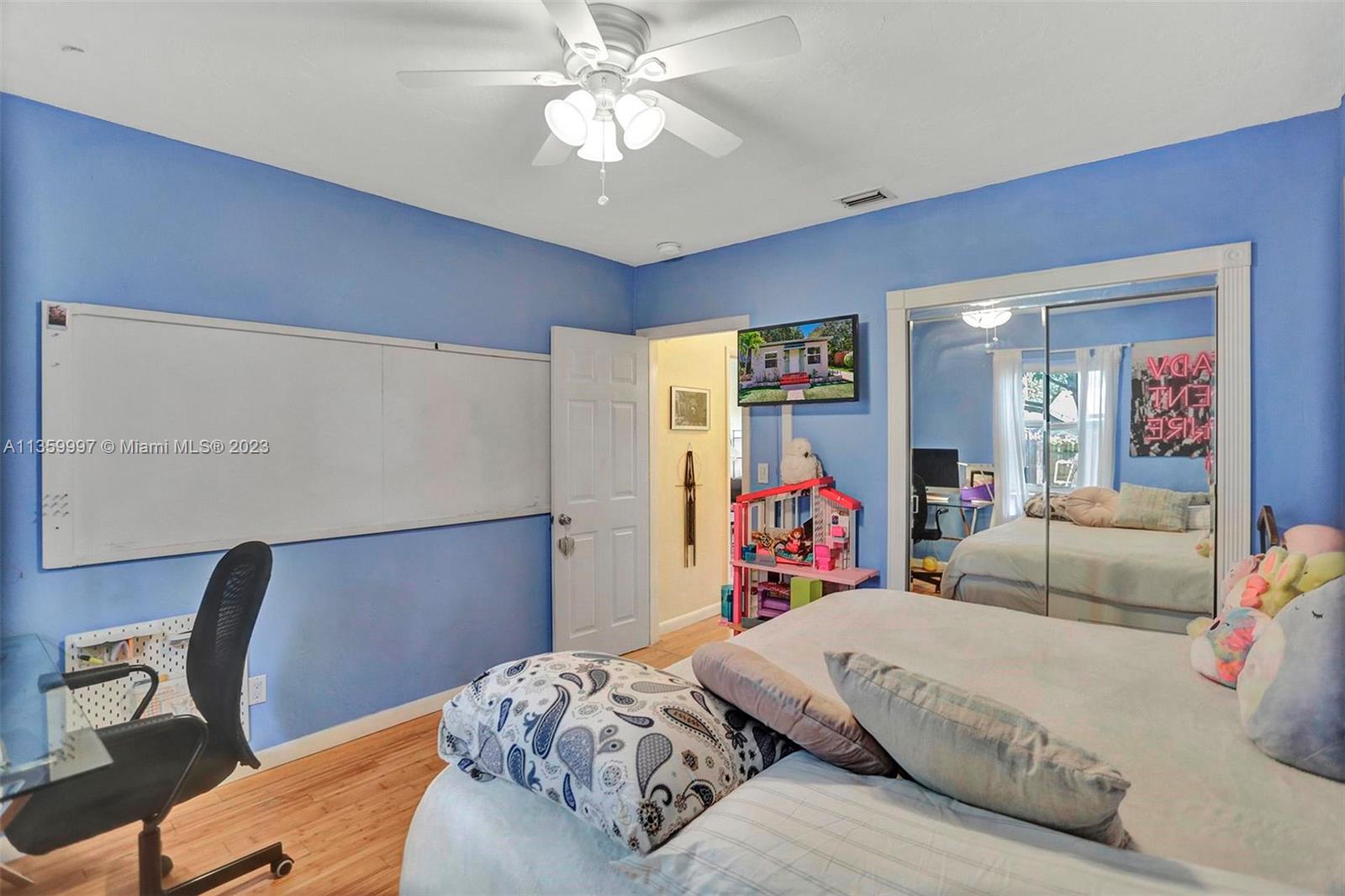 Listing Photo 23