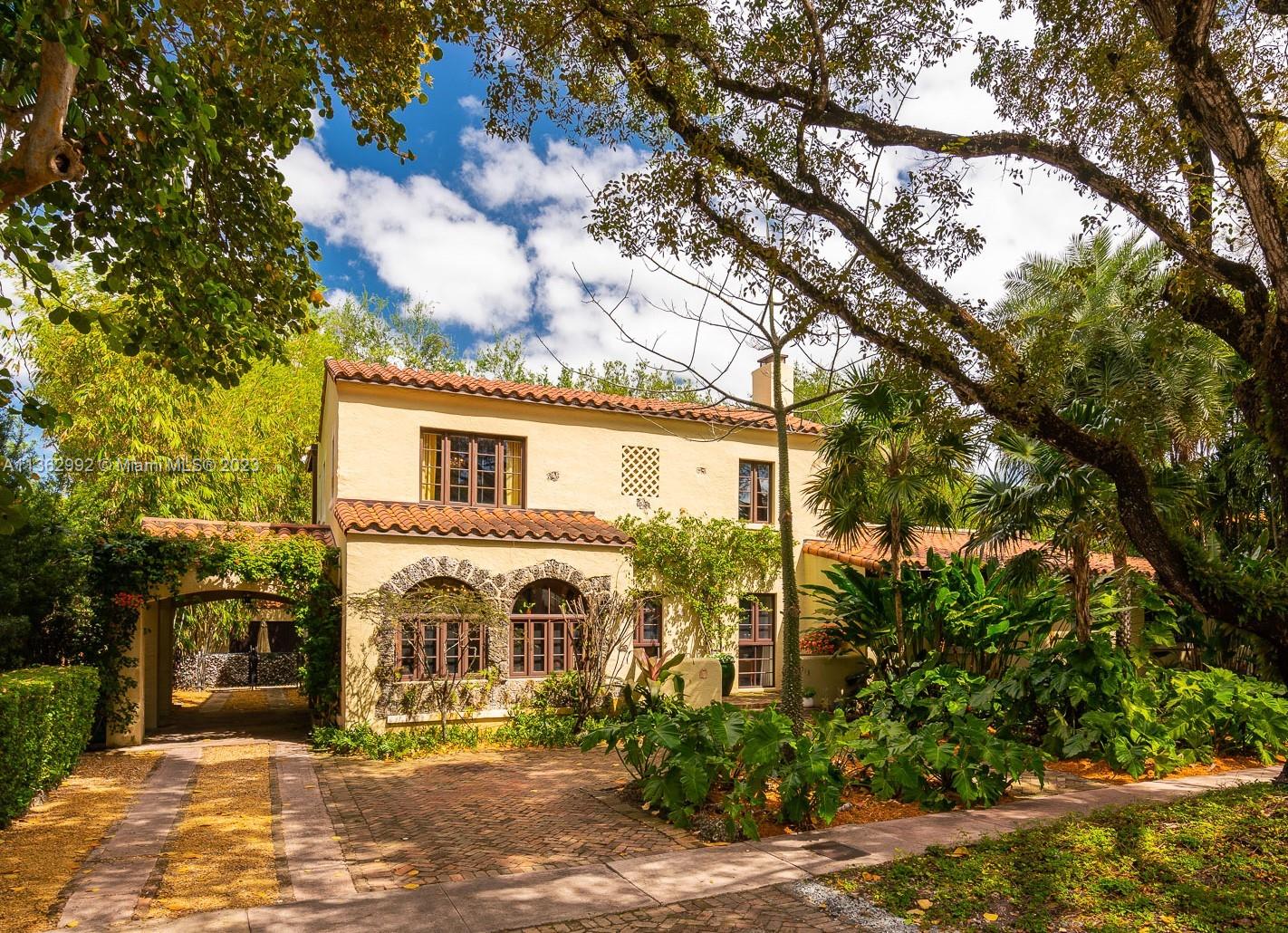 513  Majorca Ave  For Sale A11362992, FL
