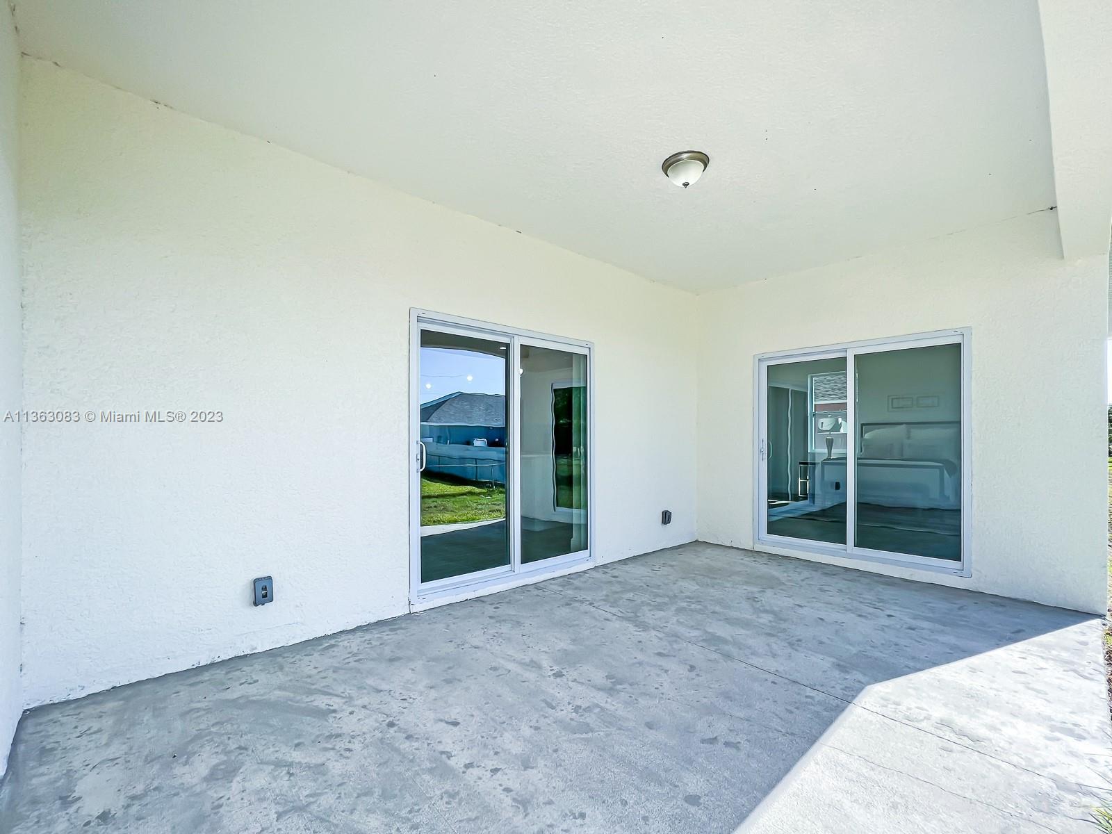 Listing Photo 11