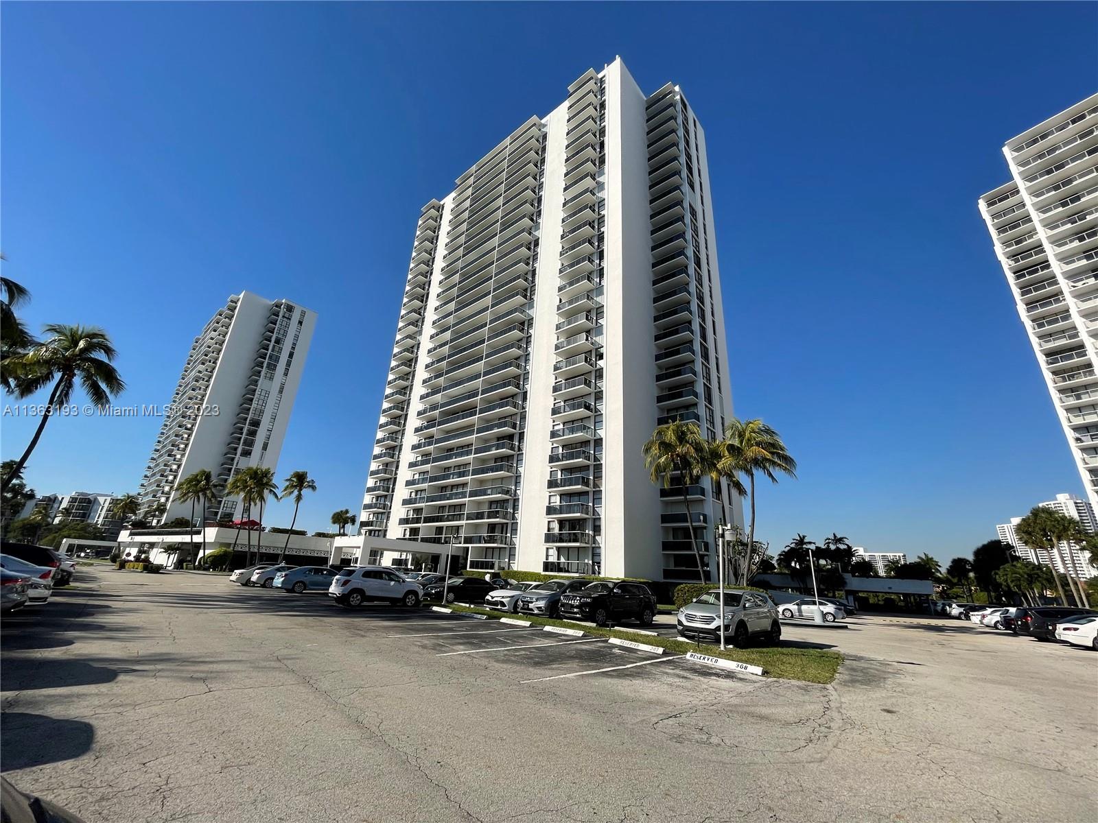 3625 N Country Club Dr #2304 For Sale A11363193, FL