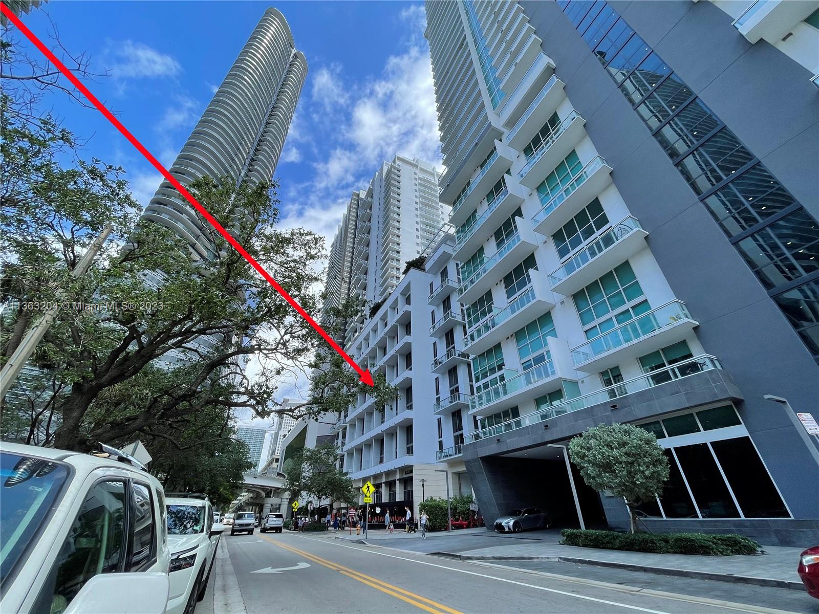 1050 Brickell Ave 614, Miami, FL 33131
