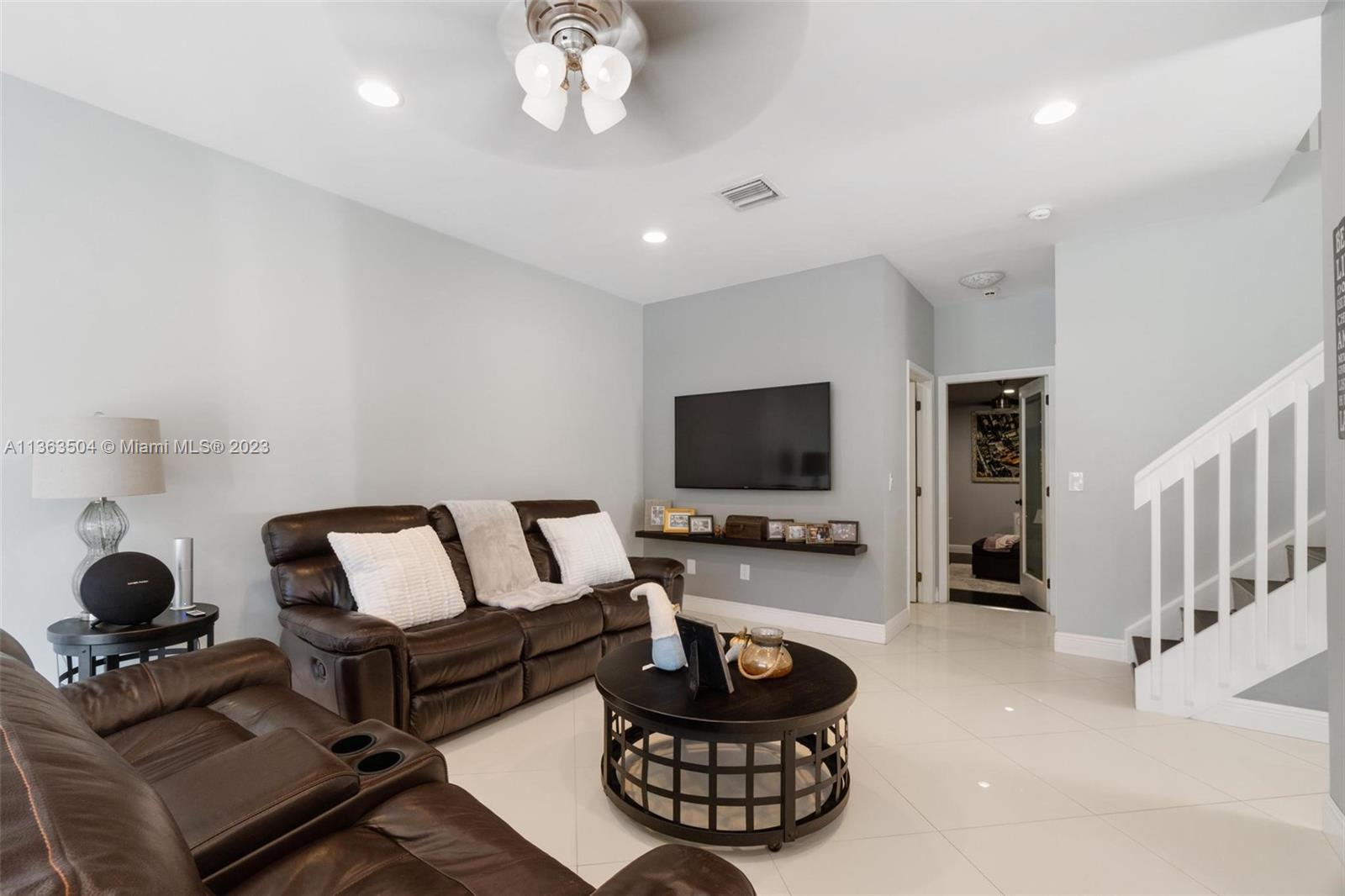 Listing Photo 14