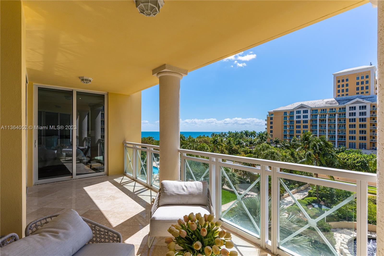 Spectacular ocean and garden views from this designer remodeled apartment 3 bedrooms plus den and 3.5 Bathrooms at the Grand Bay Tower in Key Biscayne. European open kitchen concept with top of the line appliances. Wood floors through the apartment, marble floors on the bathrooms, build in closets, great illumination and lighting on each room. Private elevator to each apartment. 1 assigned parking space, 1 valet and 1 storage unit. Grand Bay offers excellent amenities, beach access, pool, fitness center, 24th hour concierge, close to the Ritz tennis and Padel courts and Ritz hotel. Enjoy island living in this
prime location. Owner will remain in property until 4th quarter 2023.