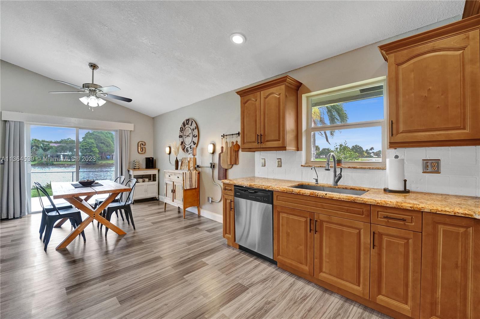 Listing Photo 17