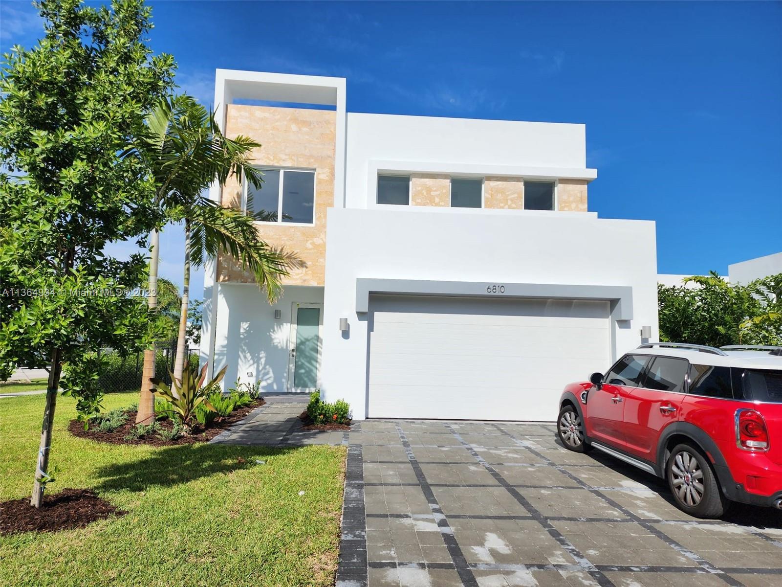 6810 NW 103rd Pl  For Sale A11364934, FL