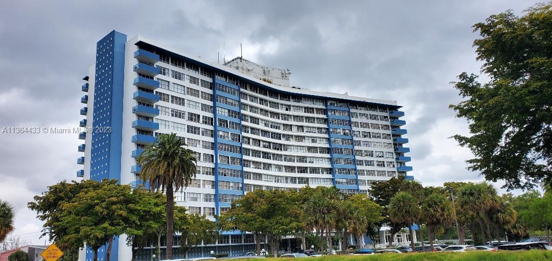 7441 Wayne Ave 8L, Miami Beach, FL 33141