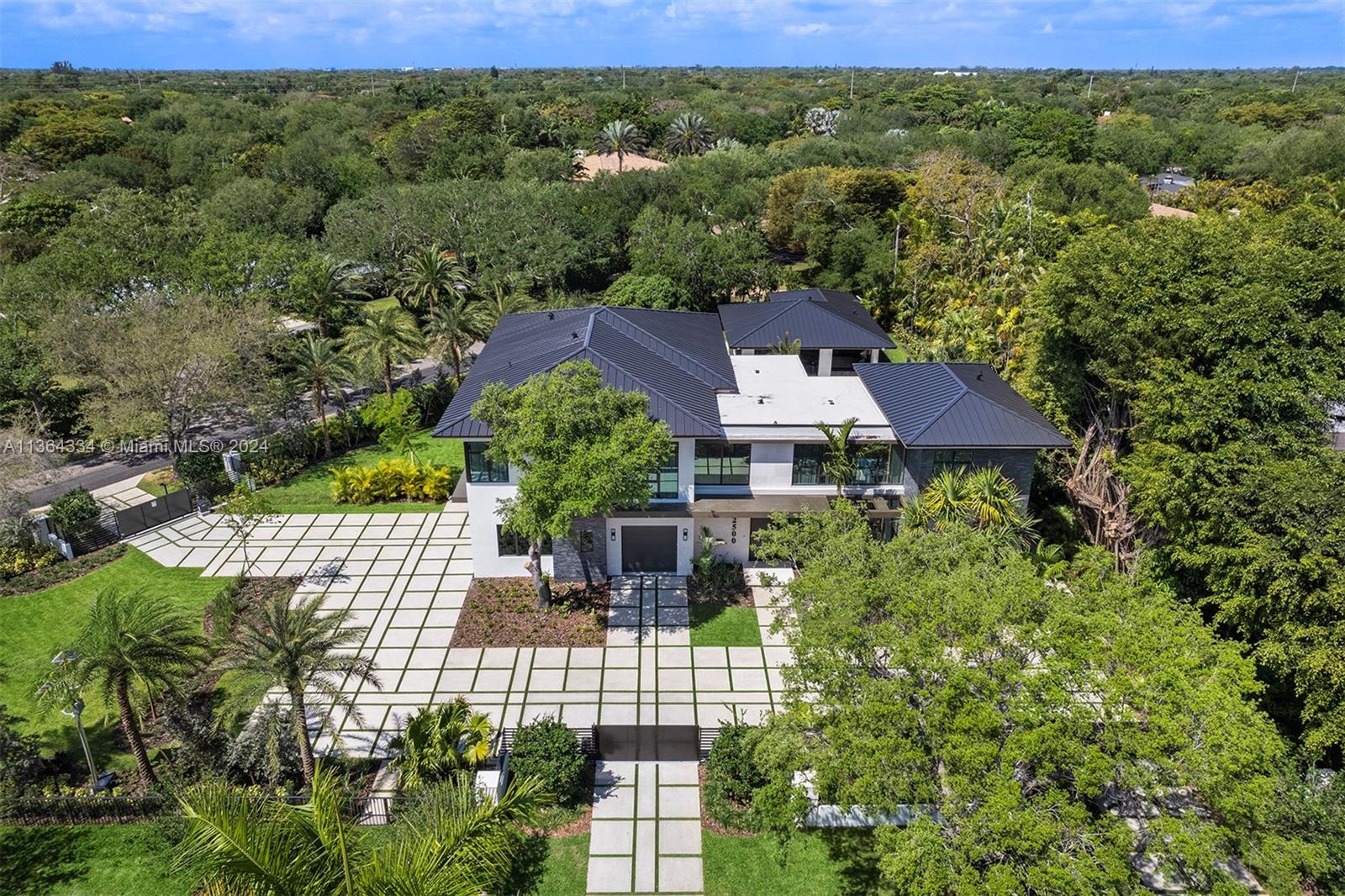 Real Estate Photo A11364334