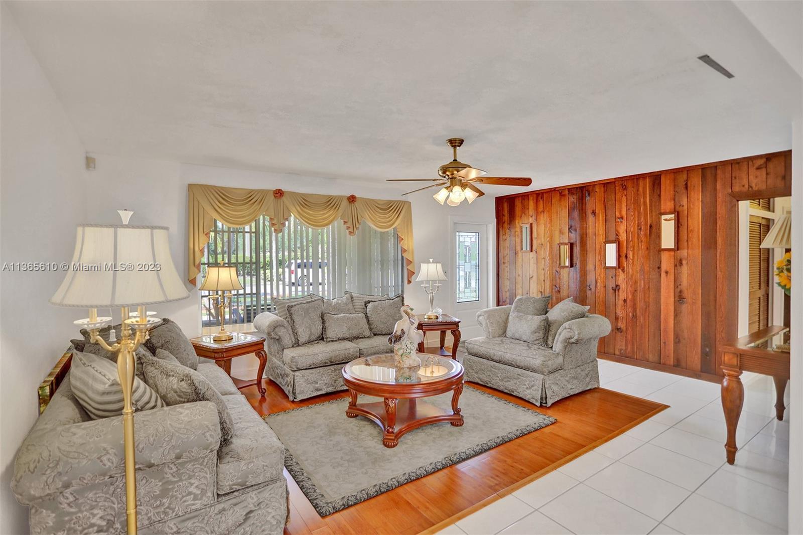 Listing Photo 10