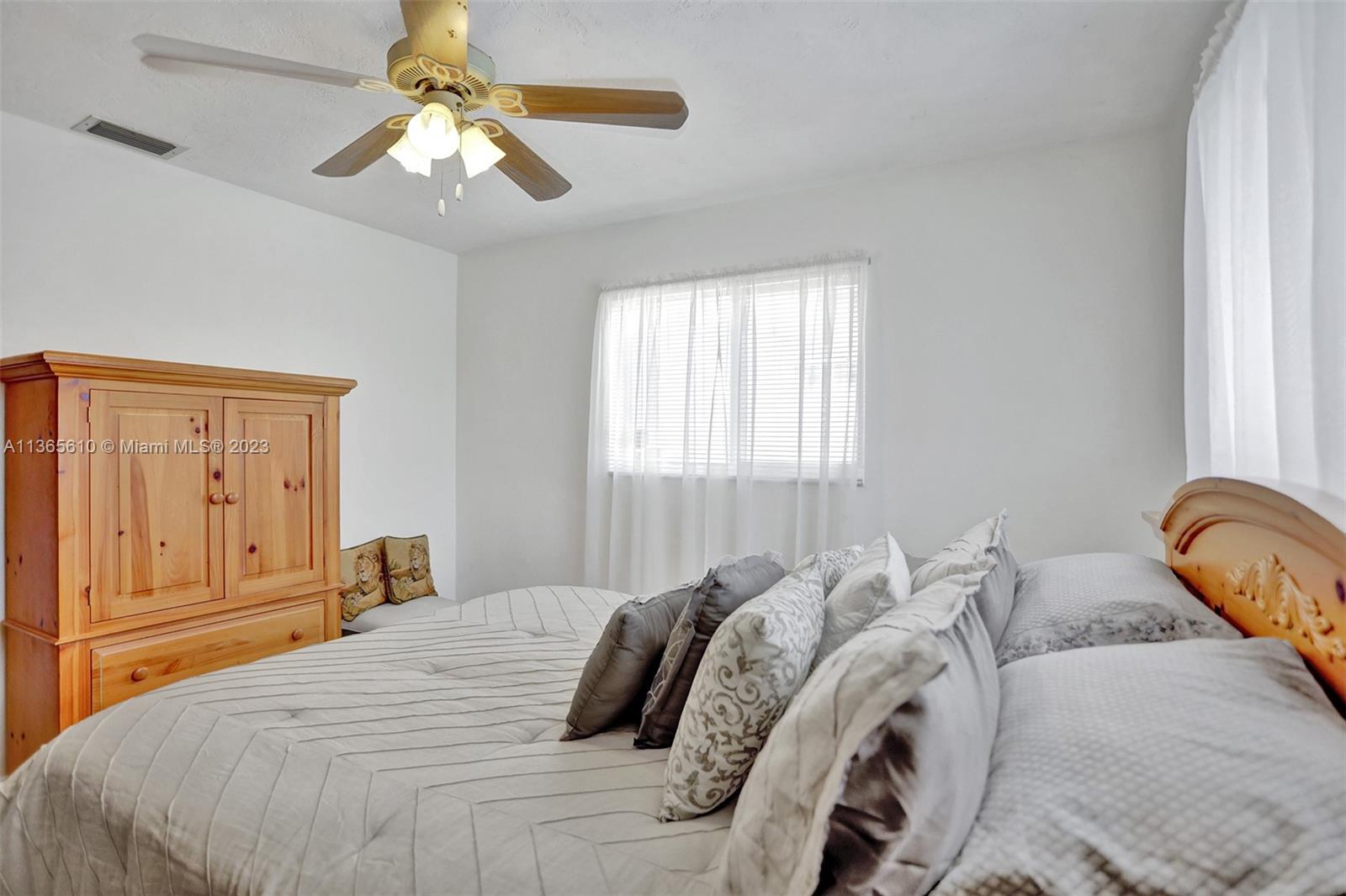 Listing Photo 44
