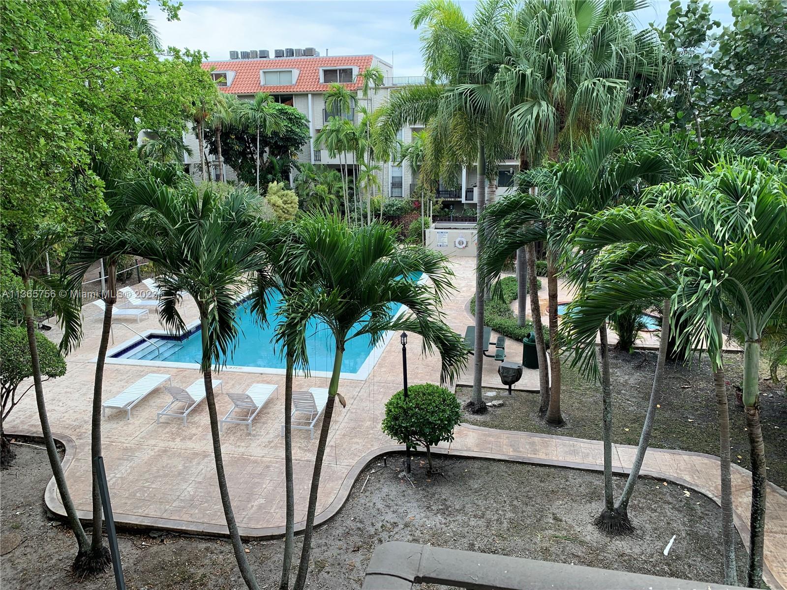 6890 N Kendall Dr #B301 For Sale A11365756, FL