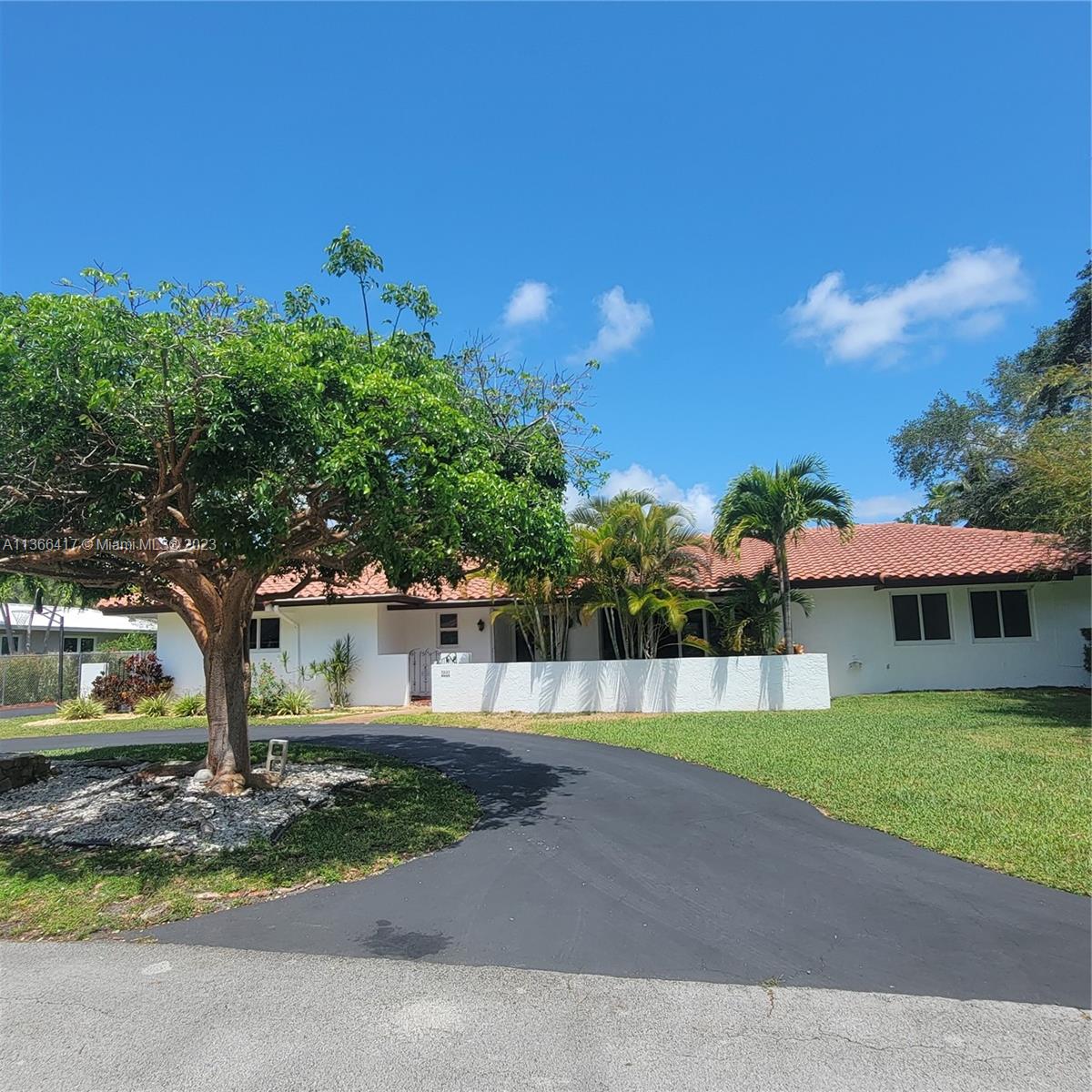 7845 SW 179th Ter  For Sale A11366417, FL