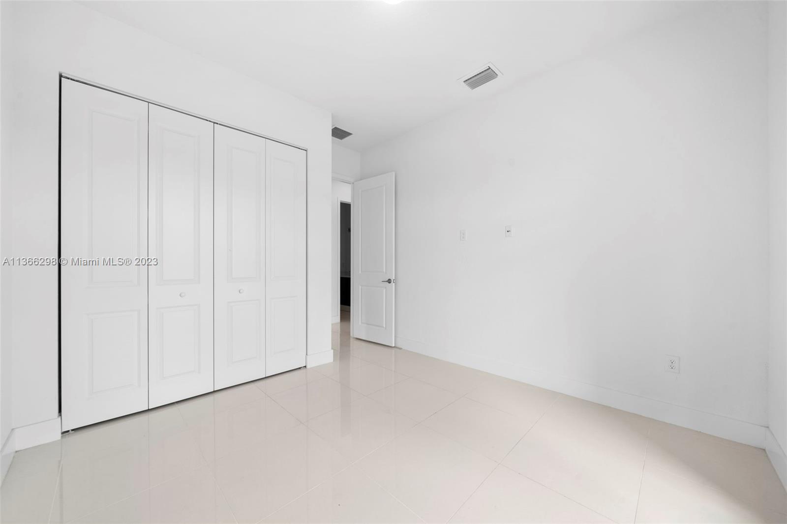 Listing Photo 24