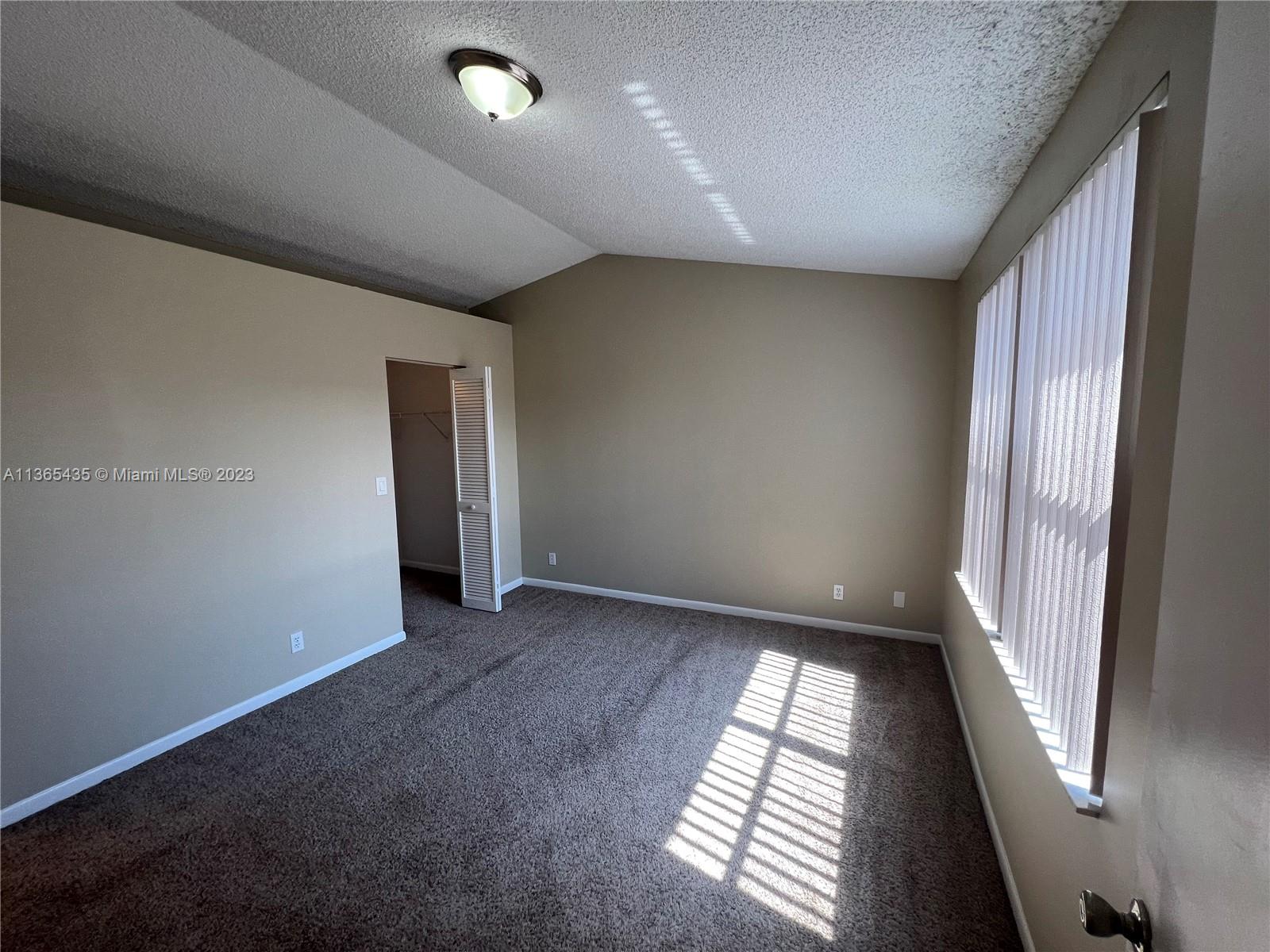 Listing Photo 24