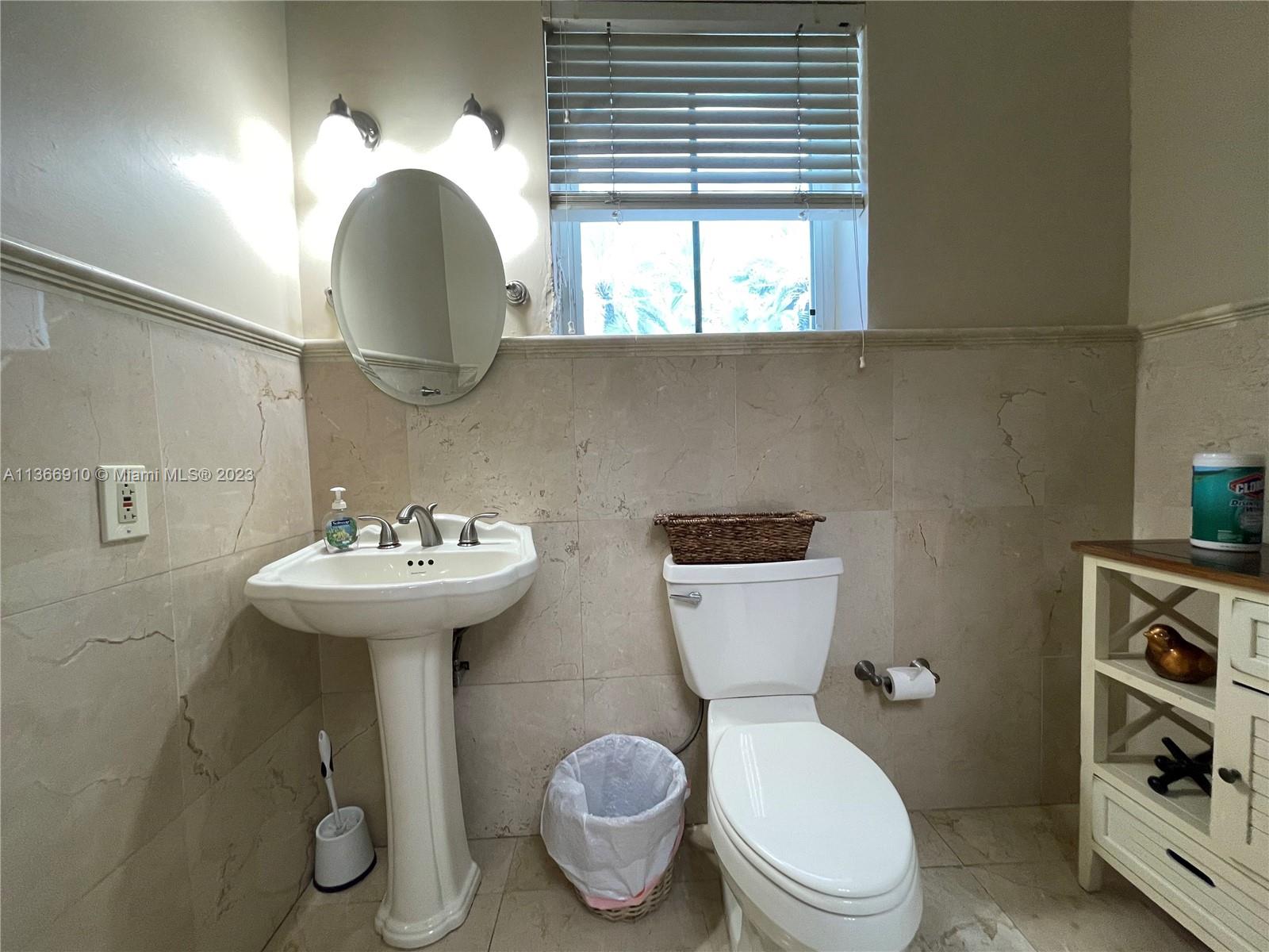 Listing Photo 9